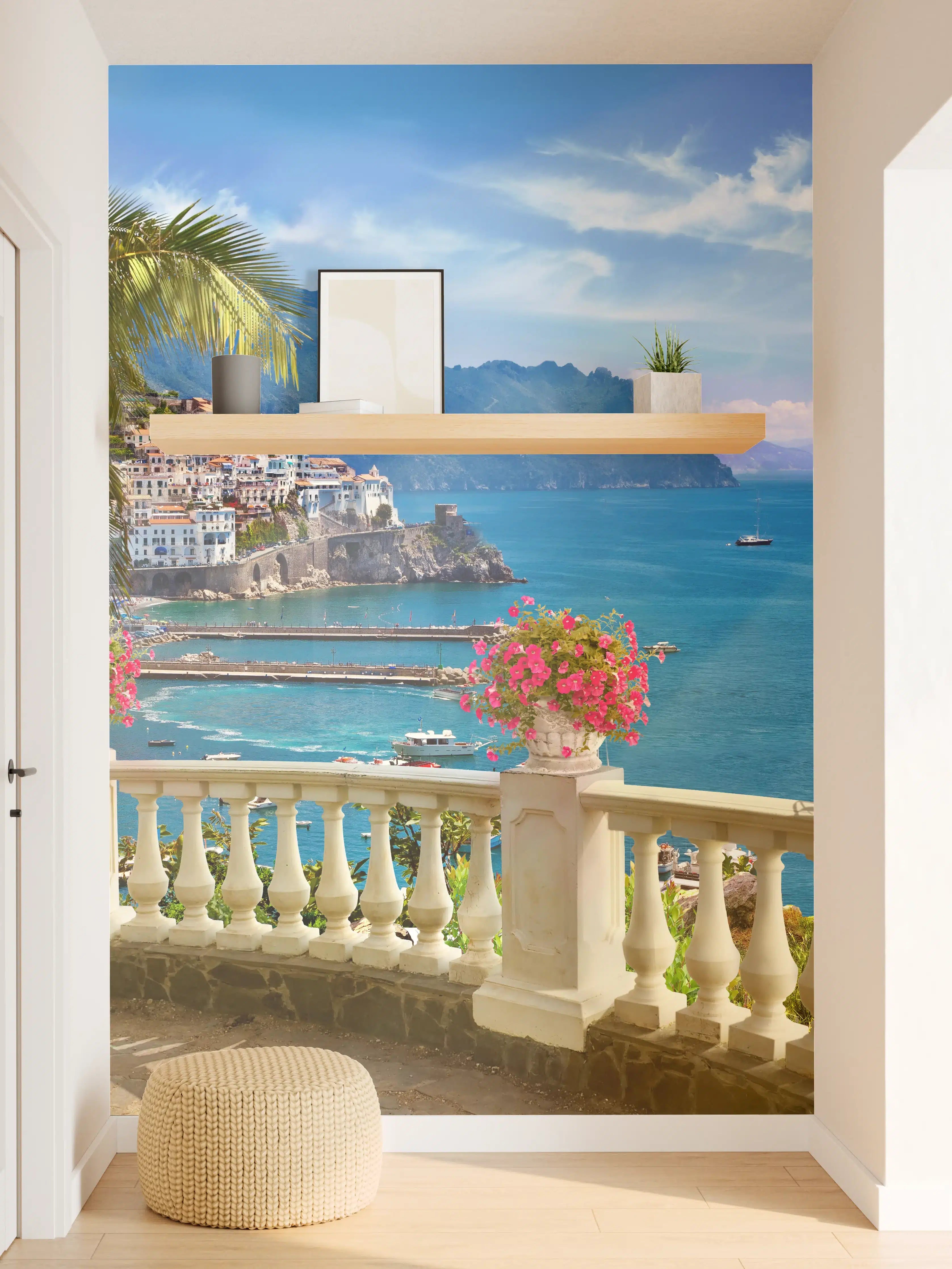 Wandverkleidung Flur - Traumhafte Aussicht auf die Amalfi-Küste mit Palmen und Meer