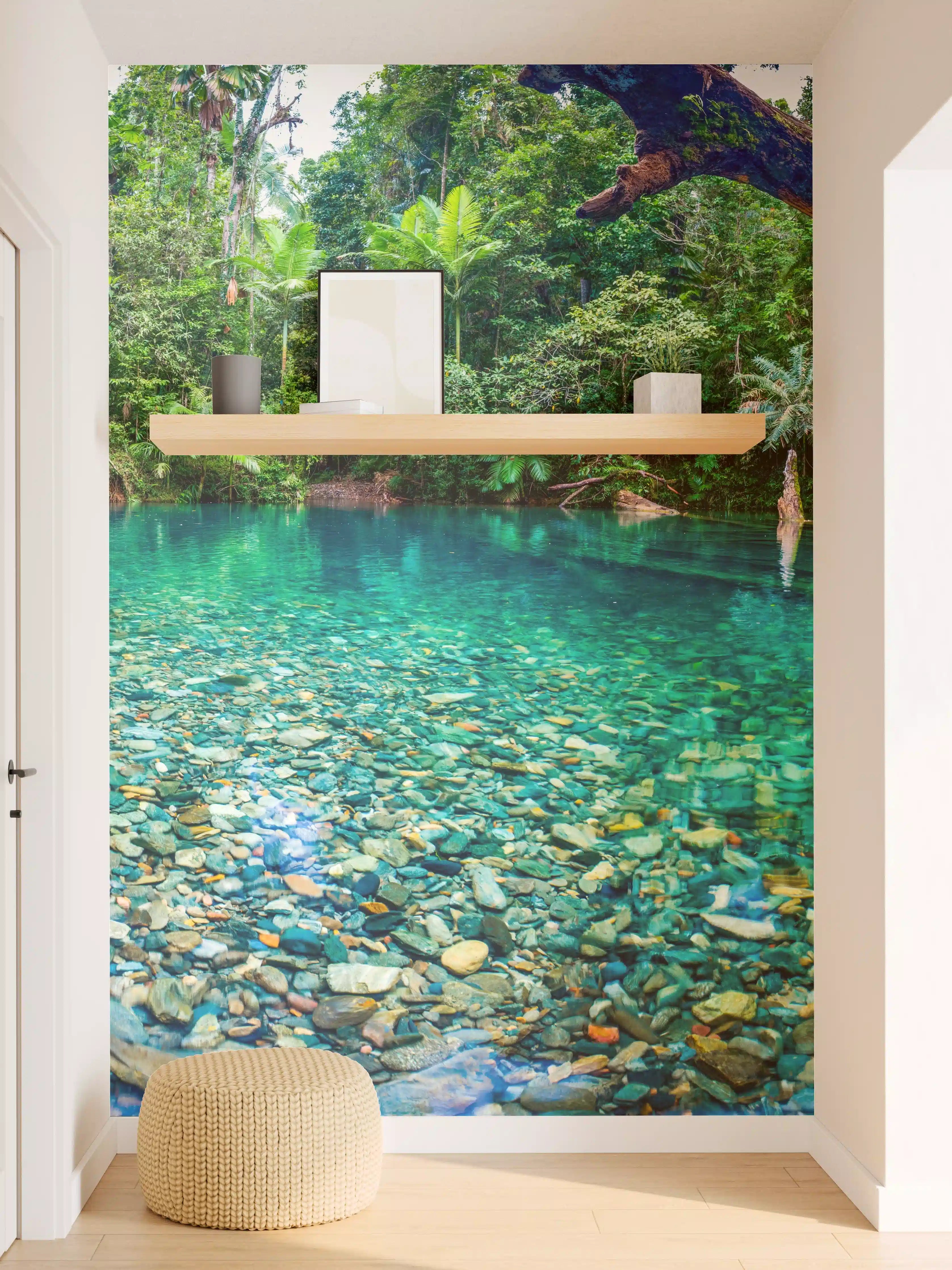 Wandverkleidung Flur - Tropischer Bach mit klarem Wasser