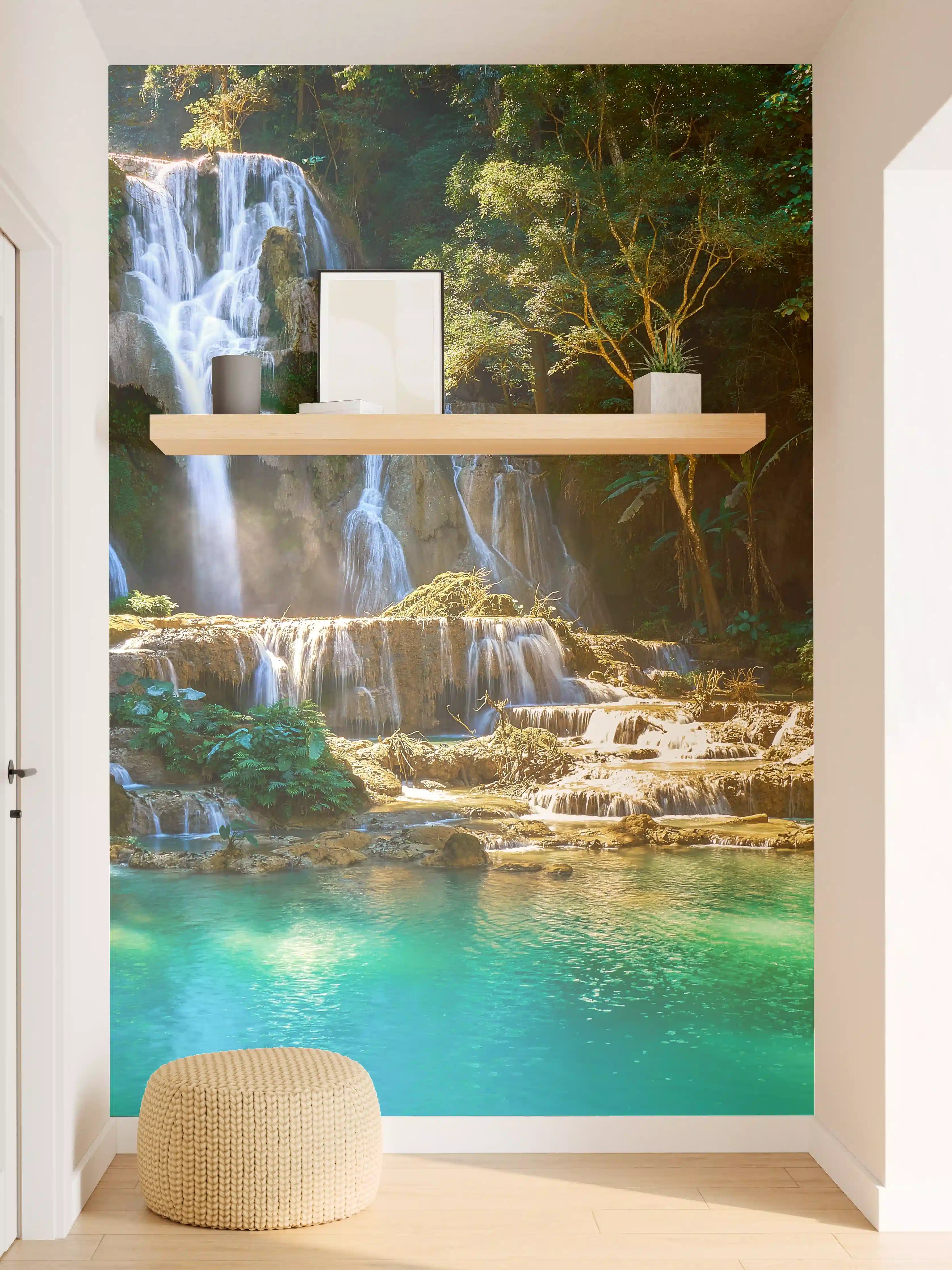 Wandverkleidung Flur - Verführerischer Wasserfall im tropischen Dschungel