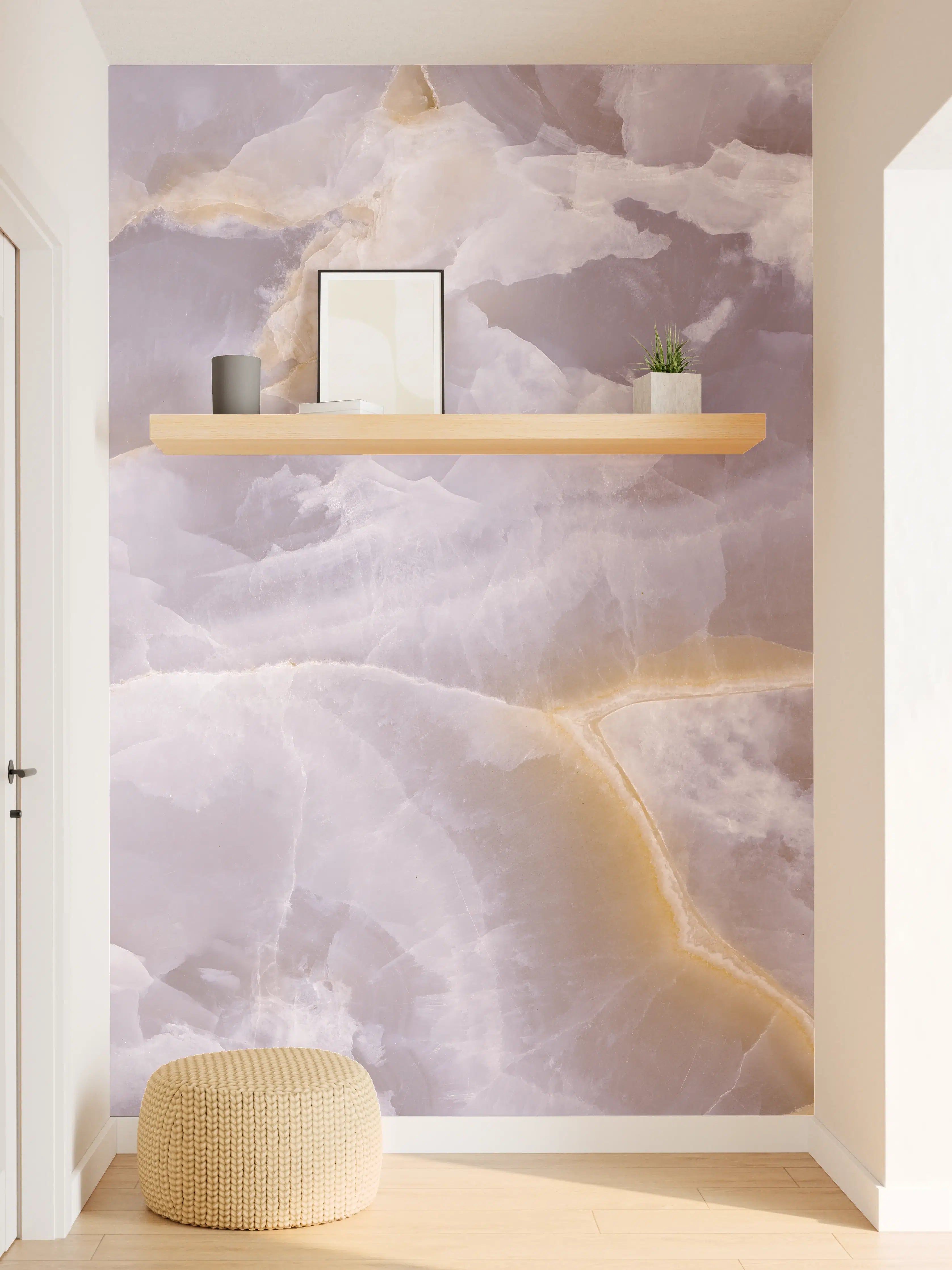 Wandverkleidung Flur - Weiche, lila-violette Marmor-Textur