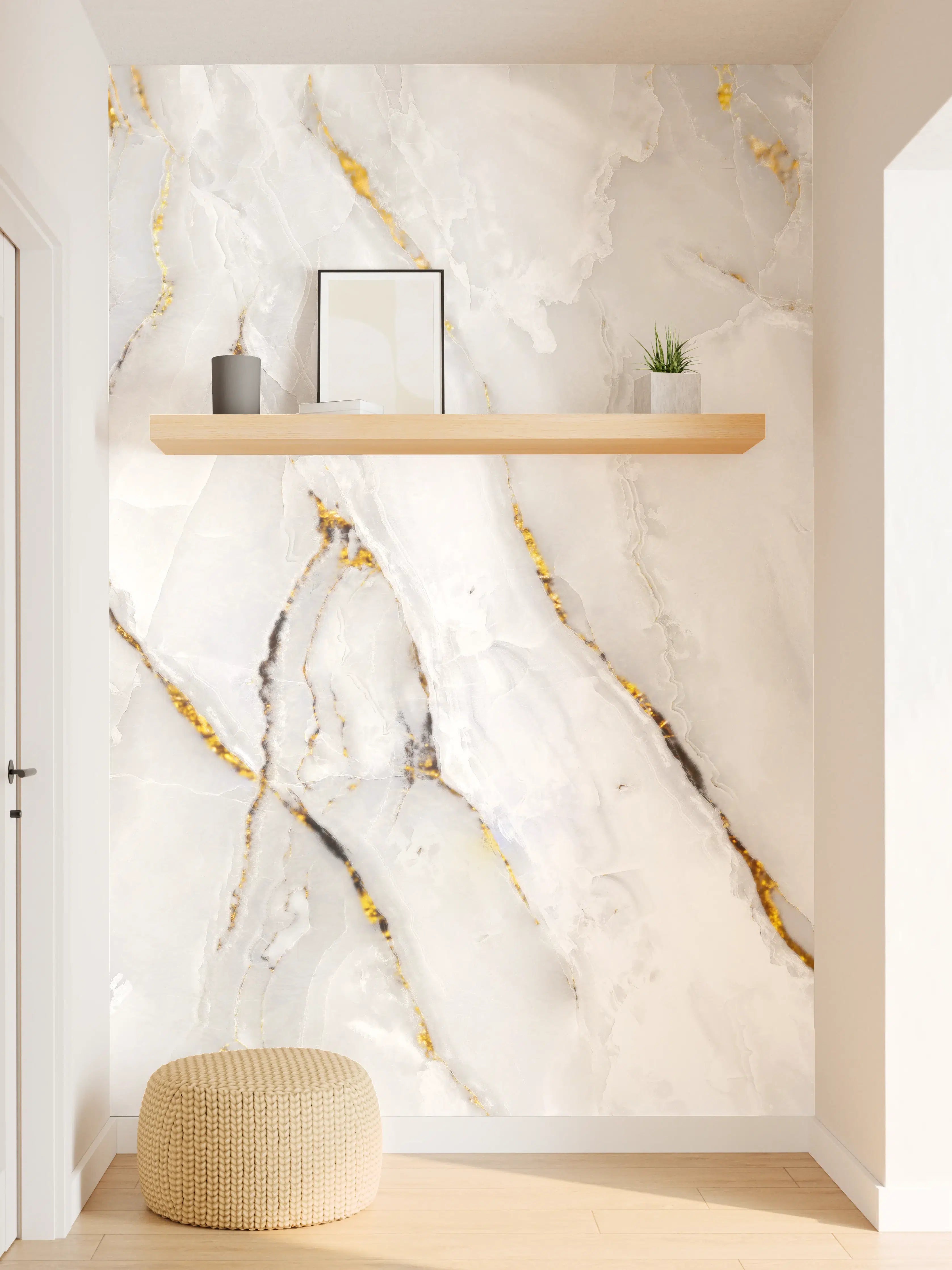 Wandverkleidung Flur - Weißer Statuario-Marmor mit goldene Adern