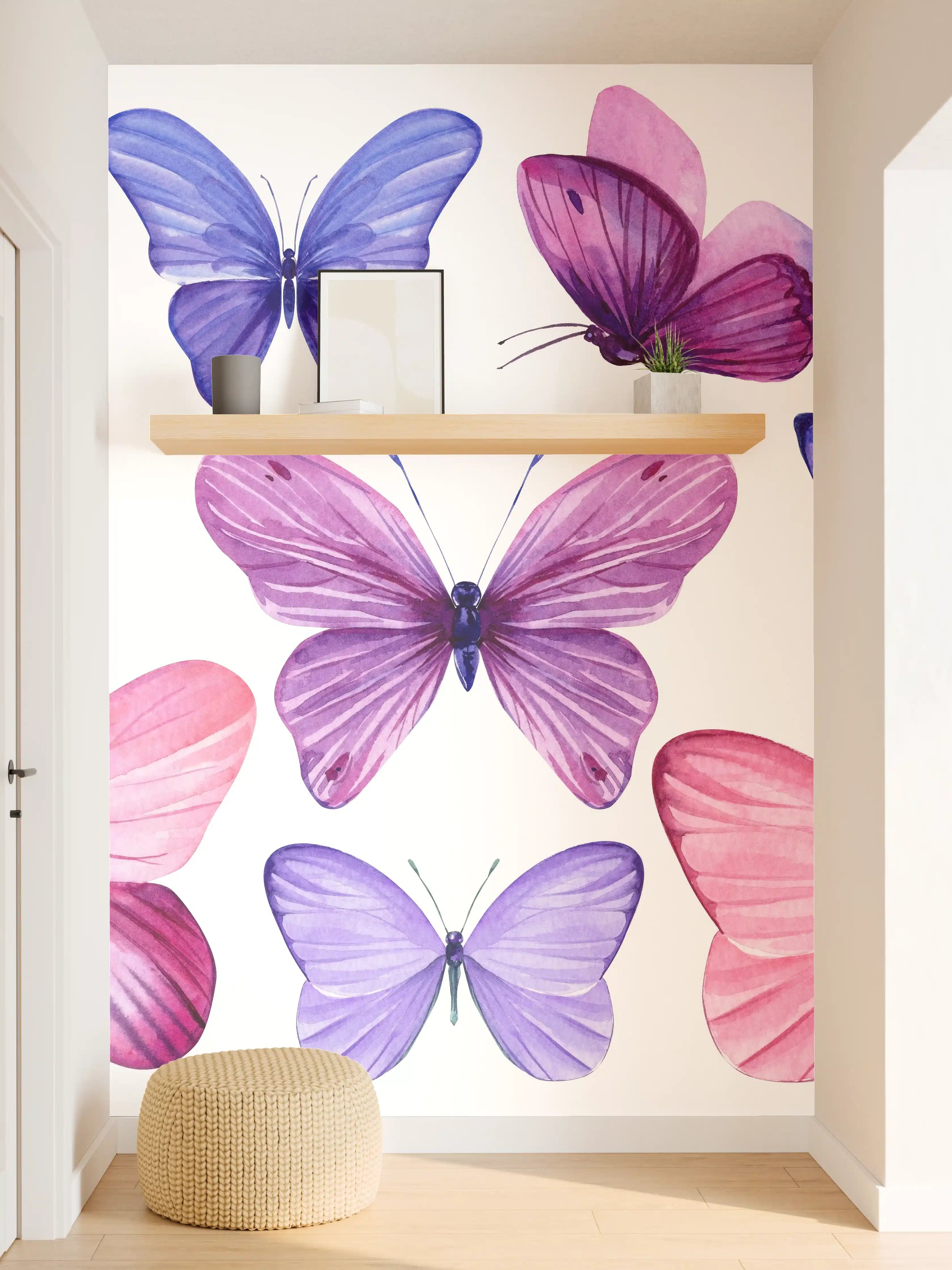 Wandverkleidung Flur - Wunderschöne Schmetterlinge auf weißem Hintergrund