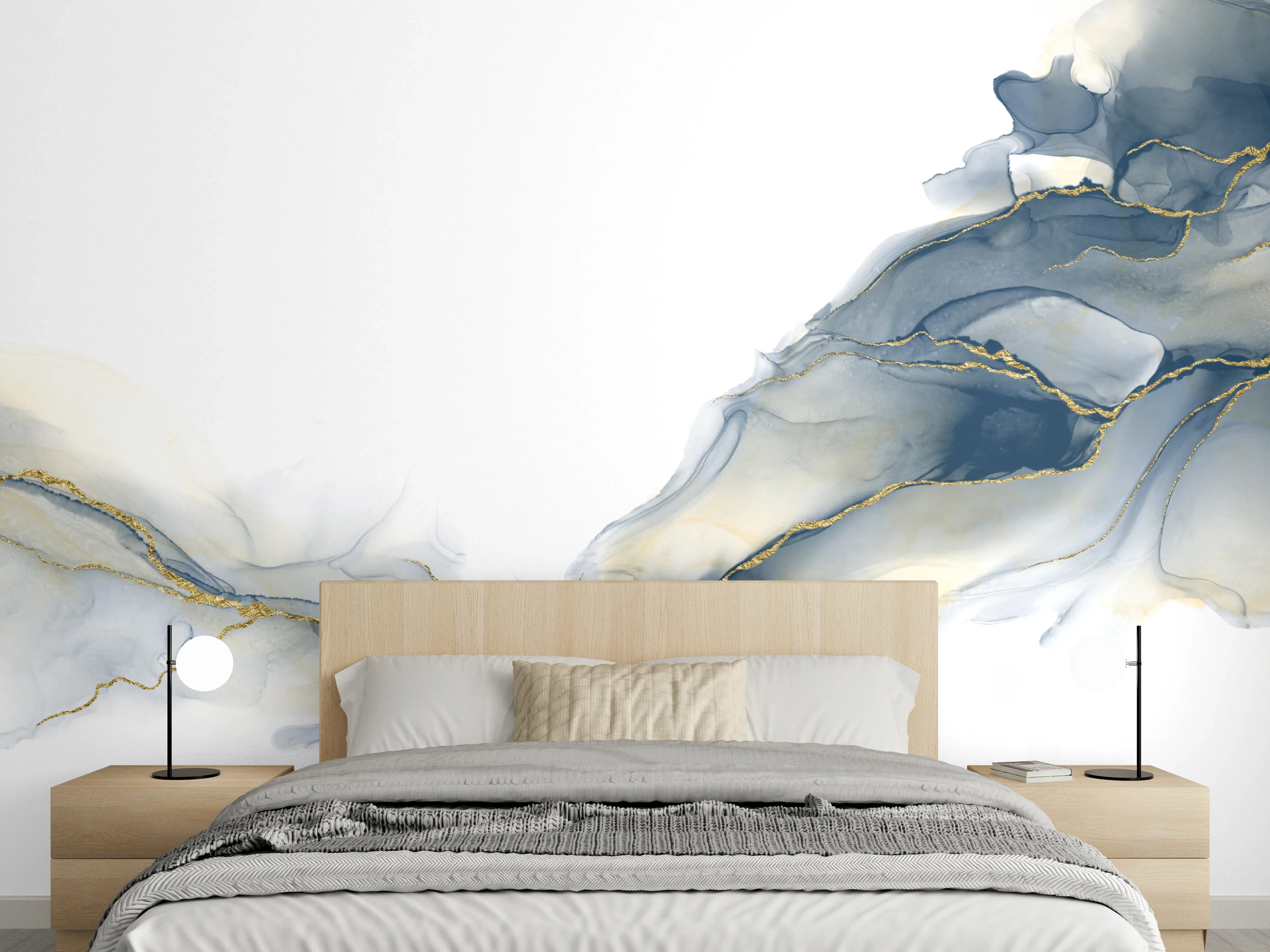 Wandverkleidung Schlafzimmer - Abstrakte Marmoroptik Blau mit Goldakzenten
