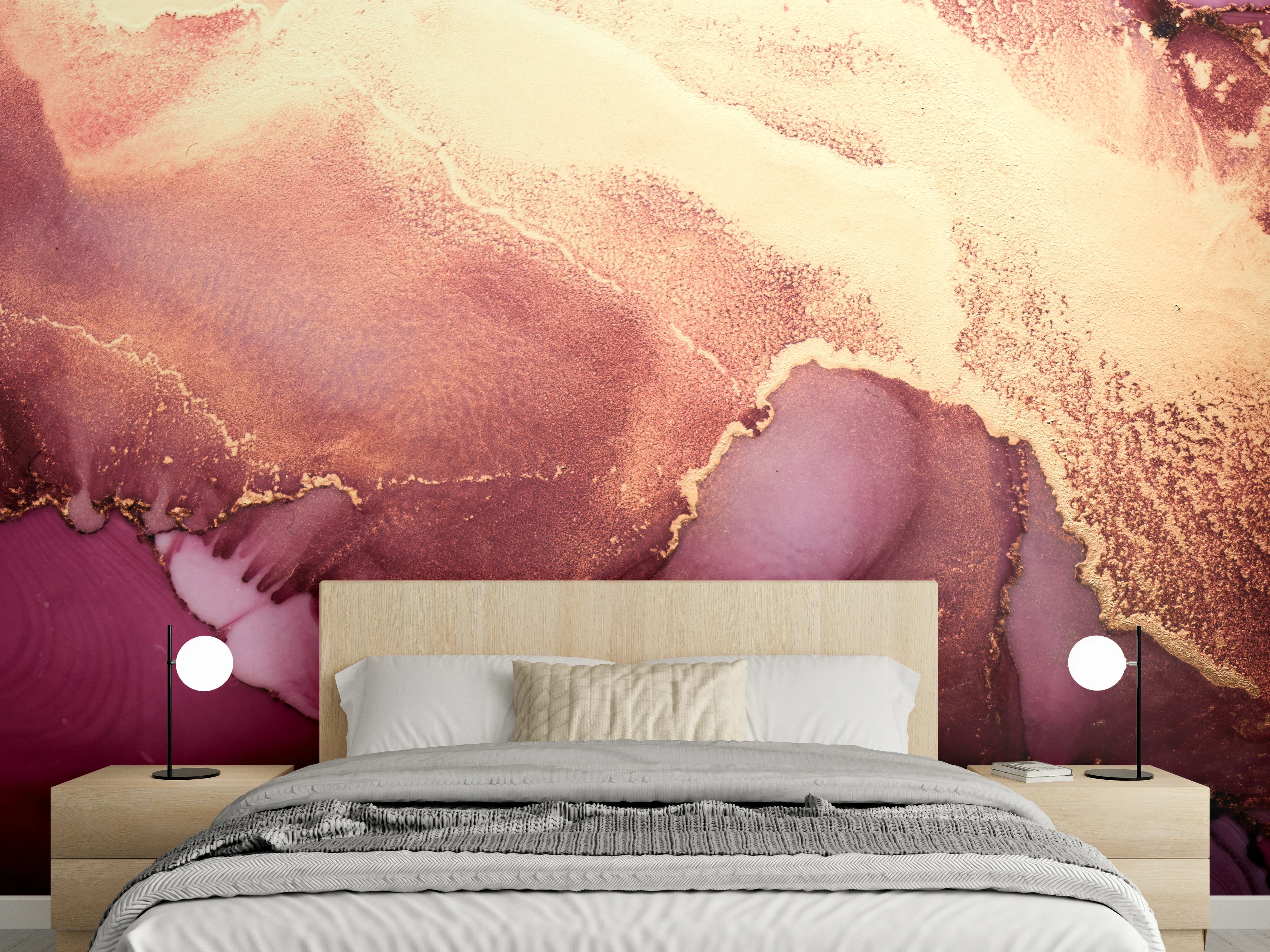 Wandverkleidung Schlafzimmer - Abstrakte Marmoroptik in Weinrot und Gold