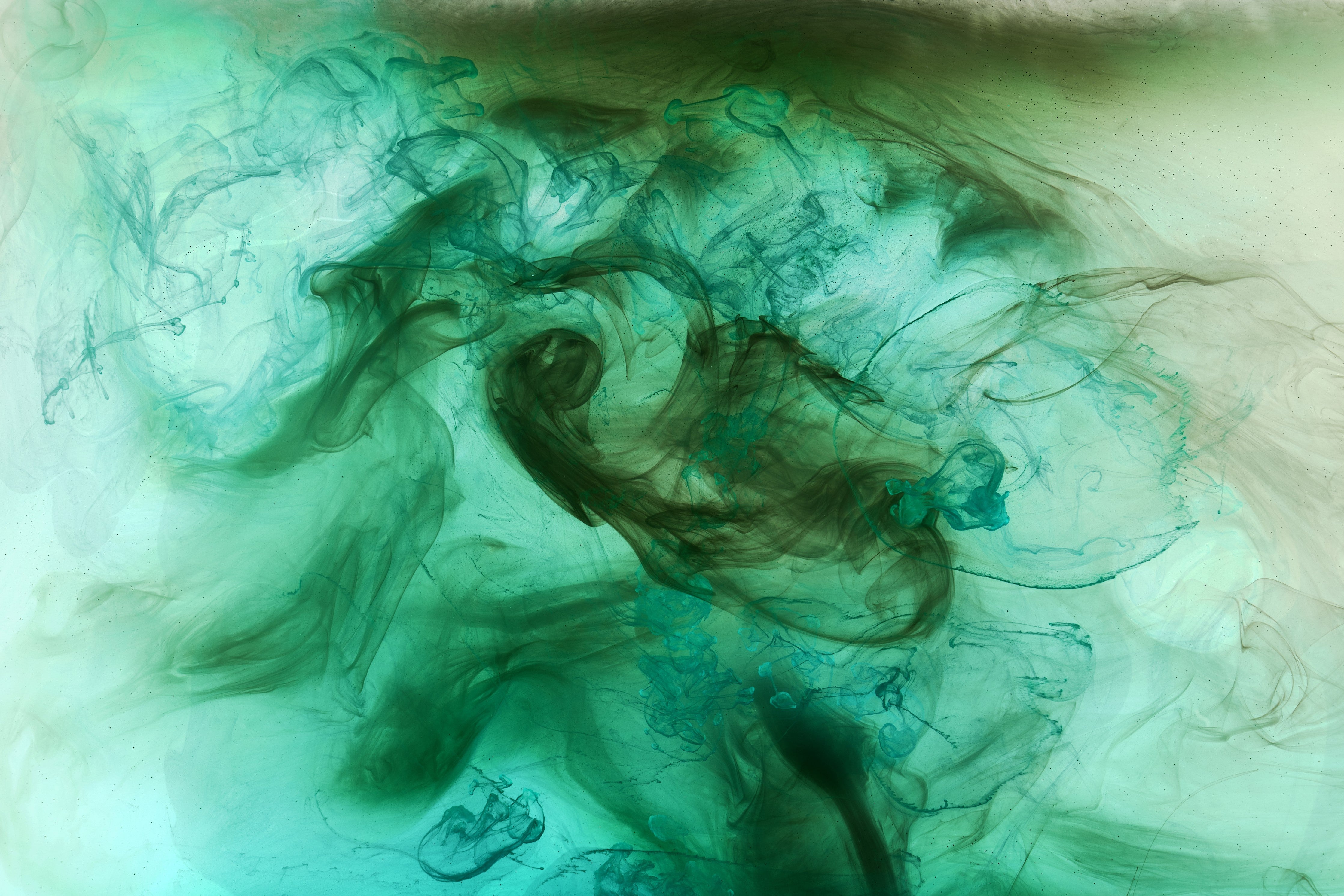 Wandverkleidung Schlafzimmer-Abstrakte grüne Aquarellwolken