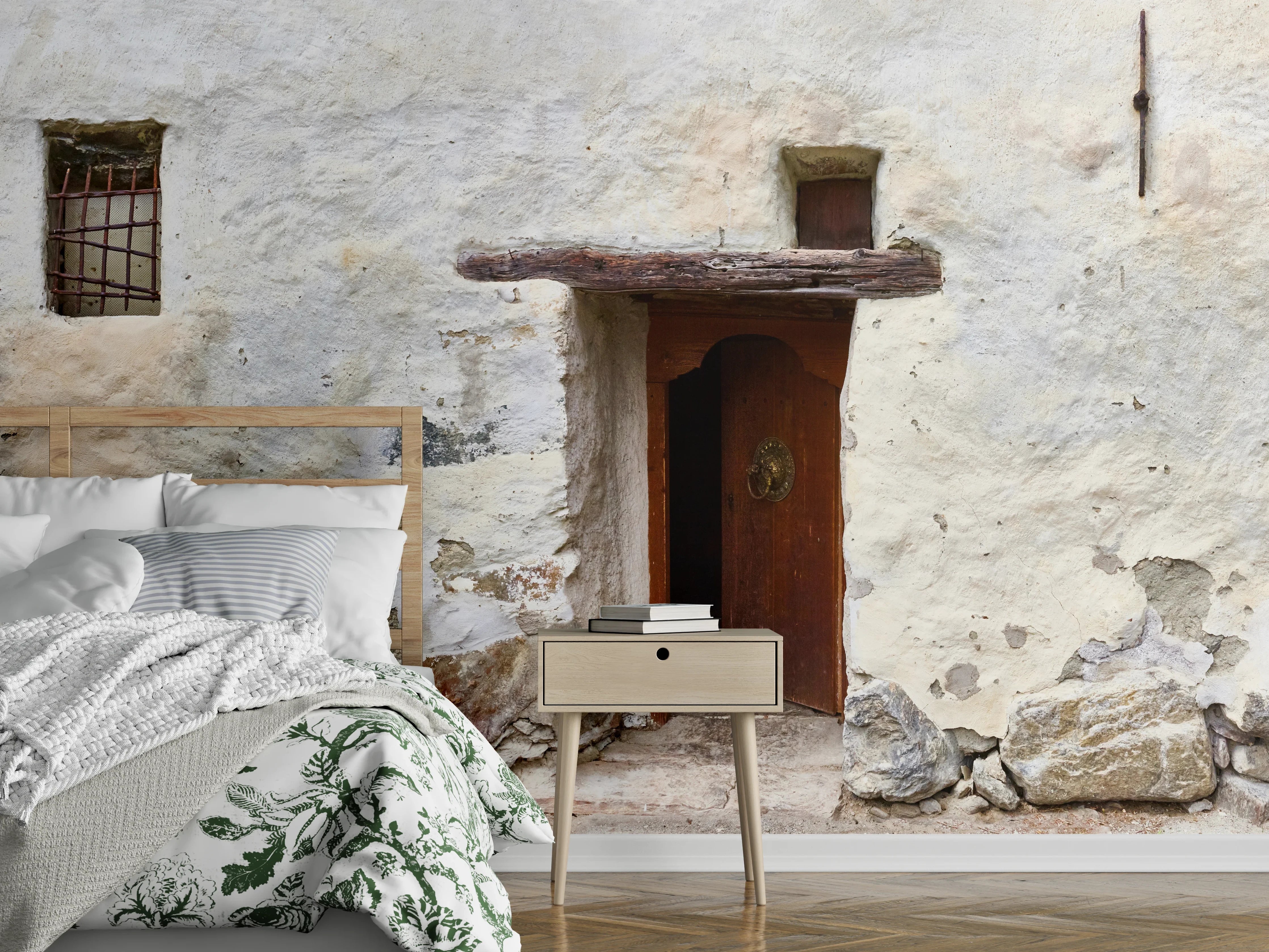 Wandverkleidung Schlafzimmer - Alter Türeingang in Südtirol