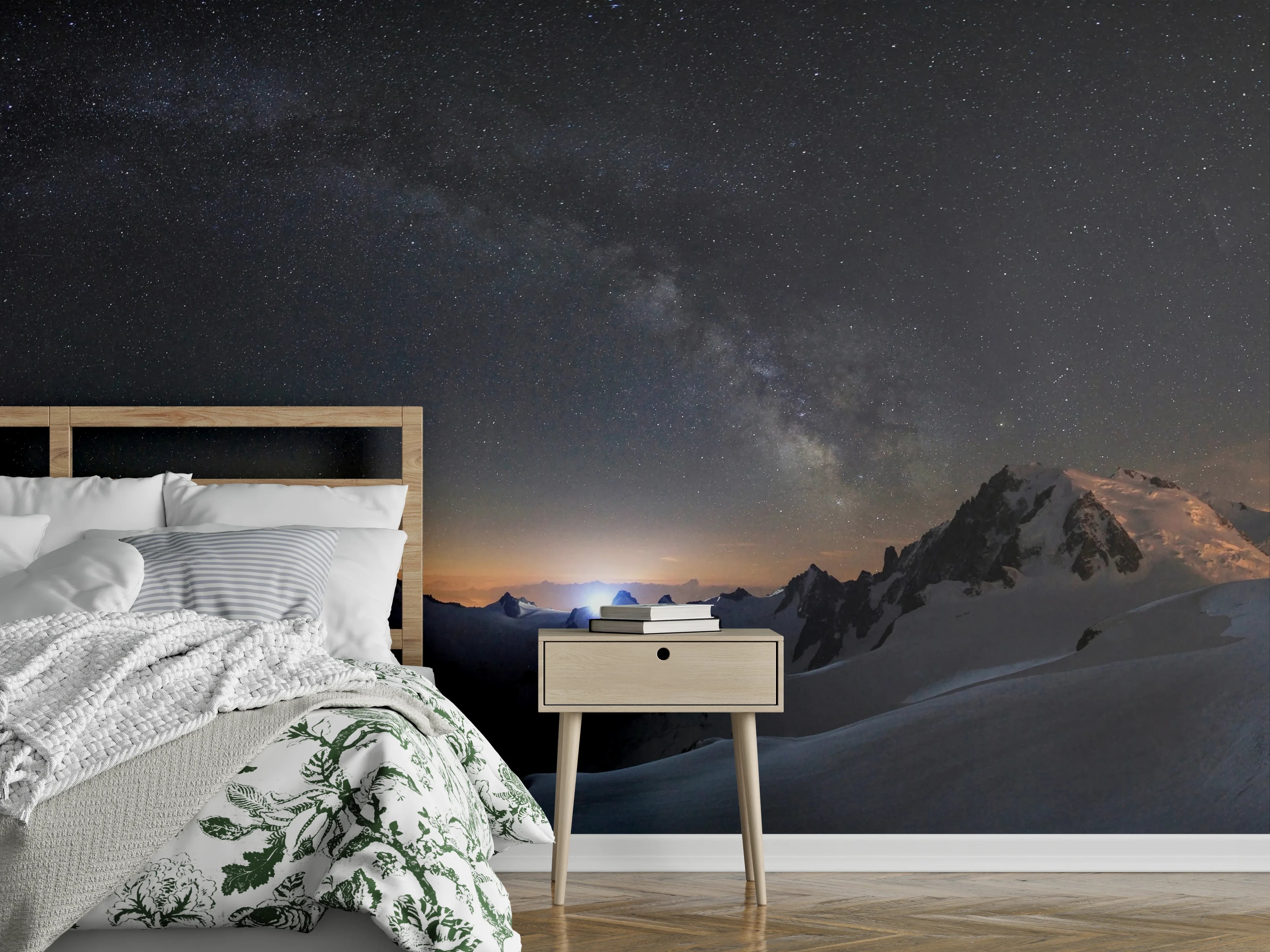Wandverkleidung Schlafzimmer - Beeindruckende Bergpanorama bei Sternenhimmel