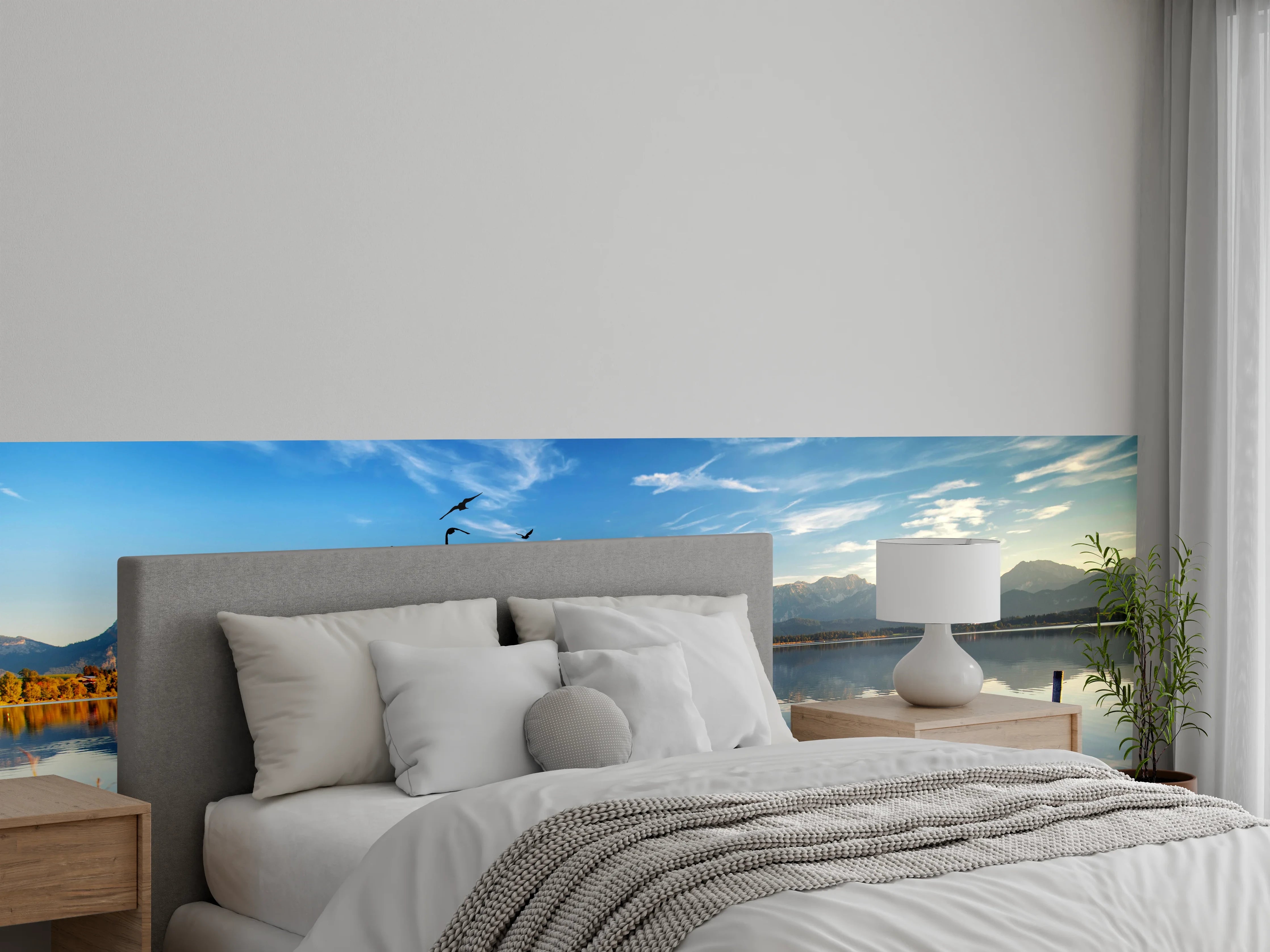 Wandverkleidung Schlafzimmer - Bergsee-Panorama mit Holzsteg