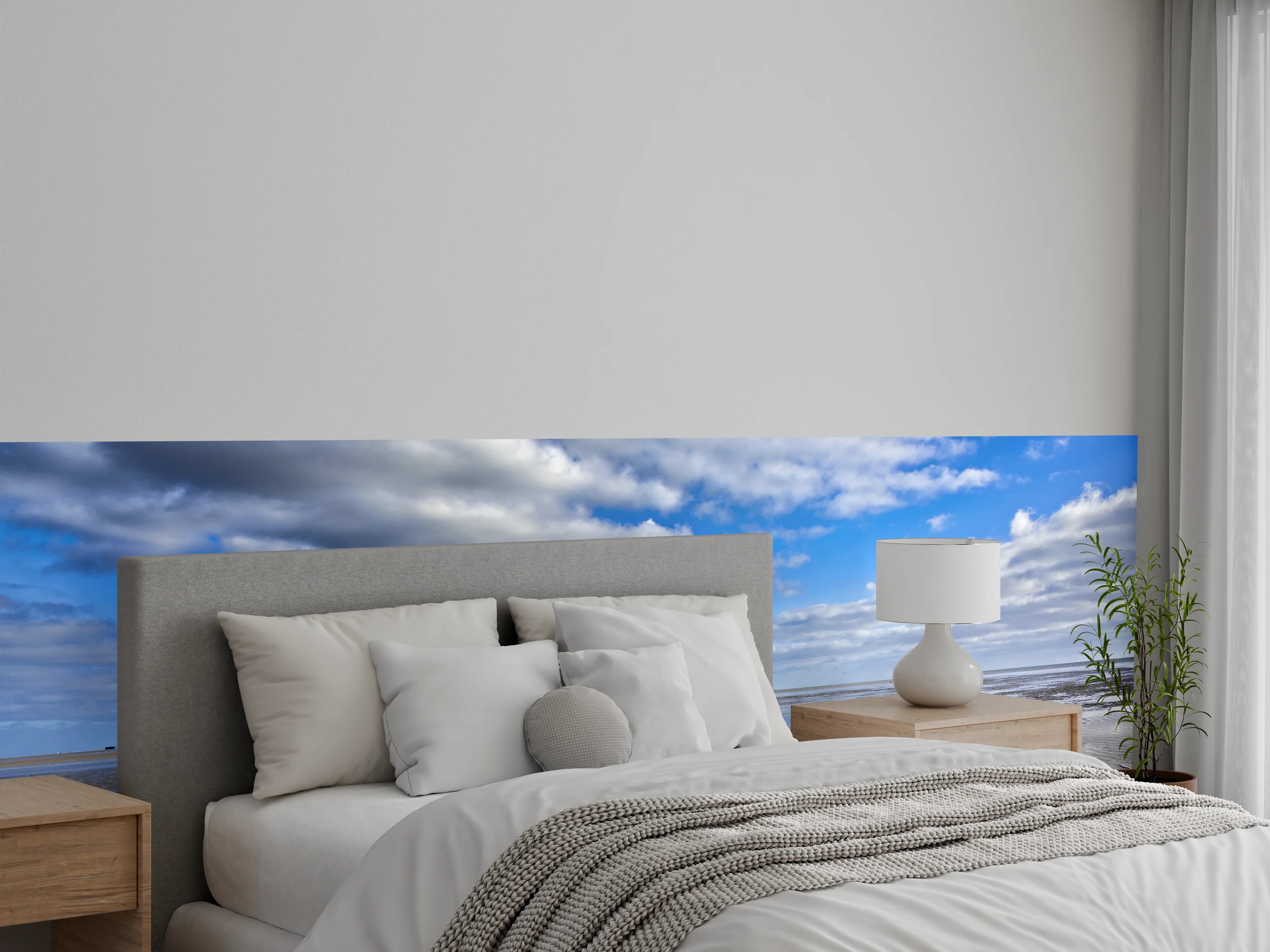 Wandverkleidung Schlafzimmer - Beruhigender Strand mit Himmel und Wolken