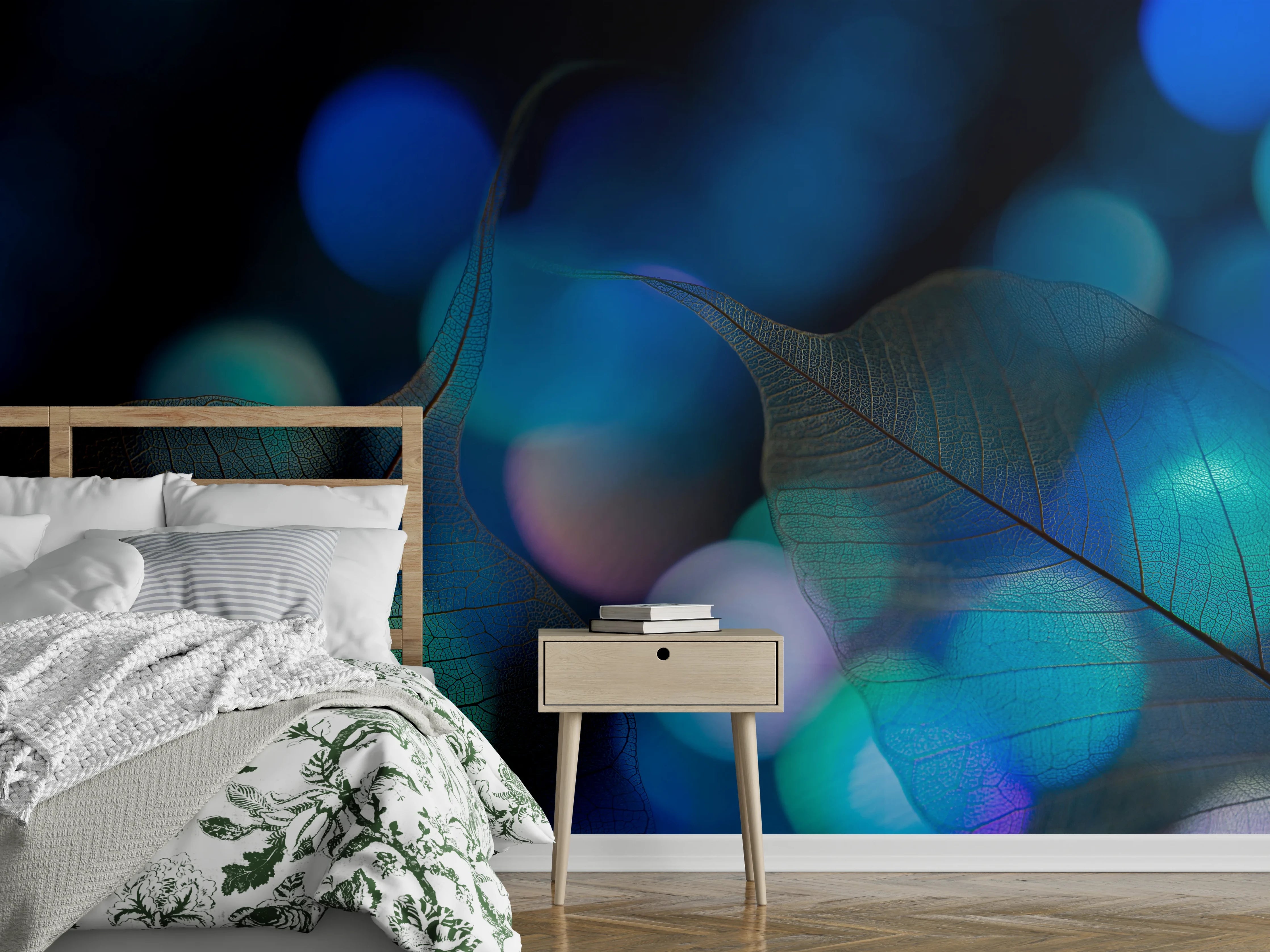 Wandverkleidung Schlafzimmer - Blaues Bokeh mit filigranen Blättern
