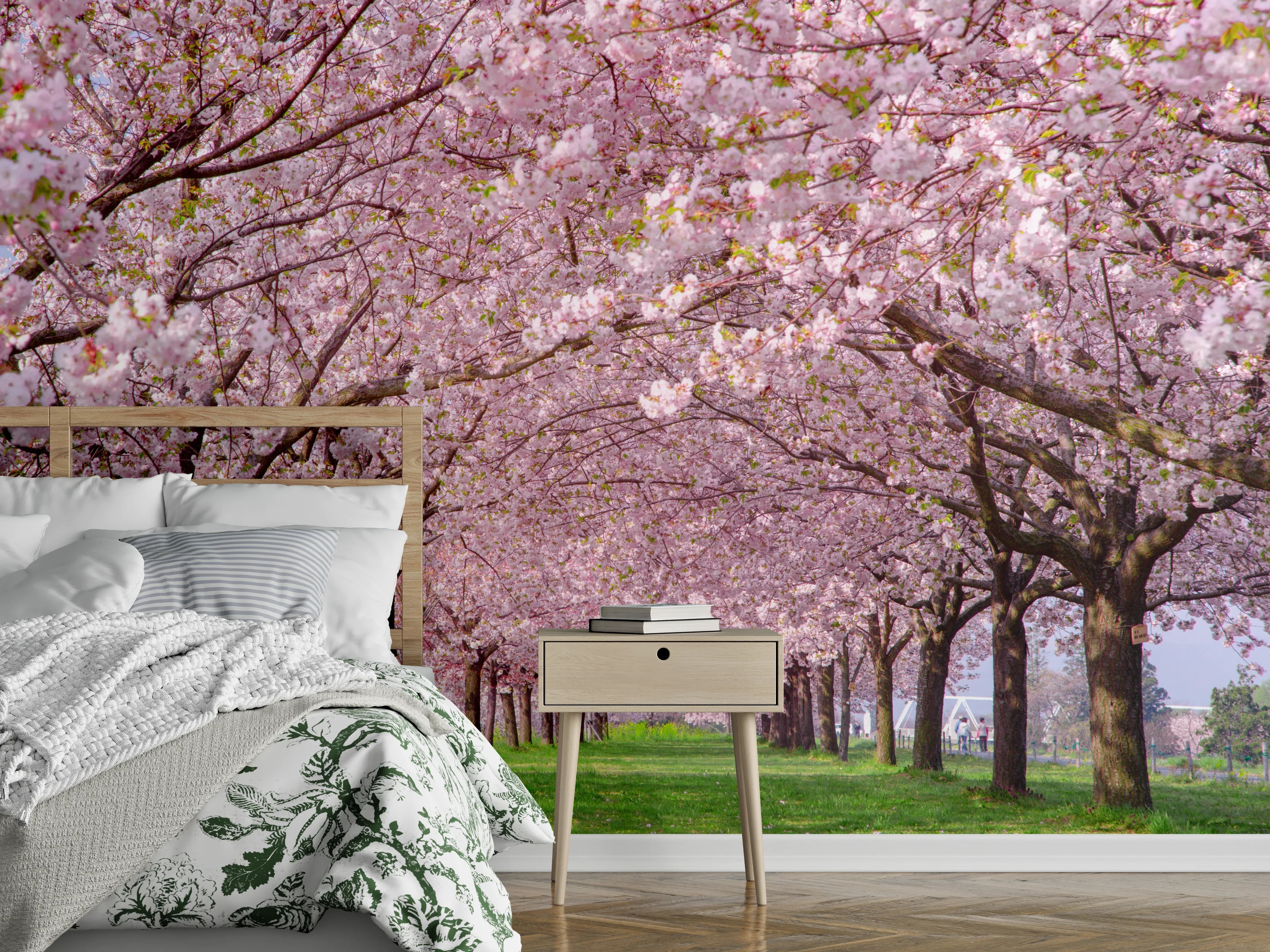 Wandverkleidung Schlafzimmer - Blühende Kirschallee als Wanddekoration