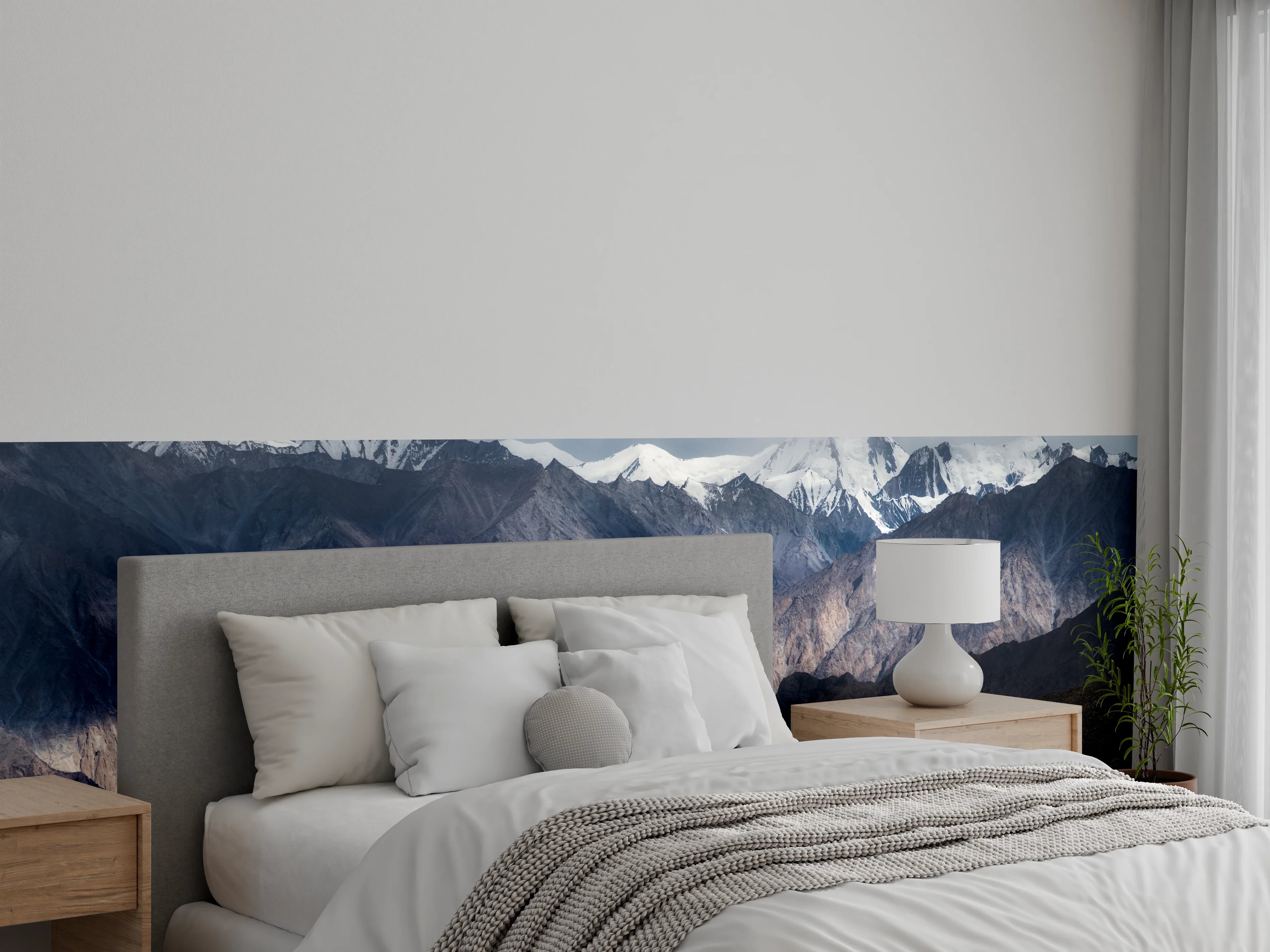 Wandverkleidung Schlafzimmer - Dramatische Gebirgslandschaft mit Schneegipfeln