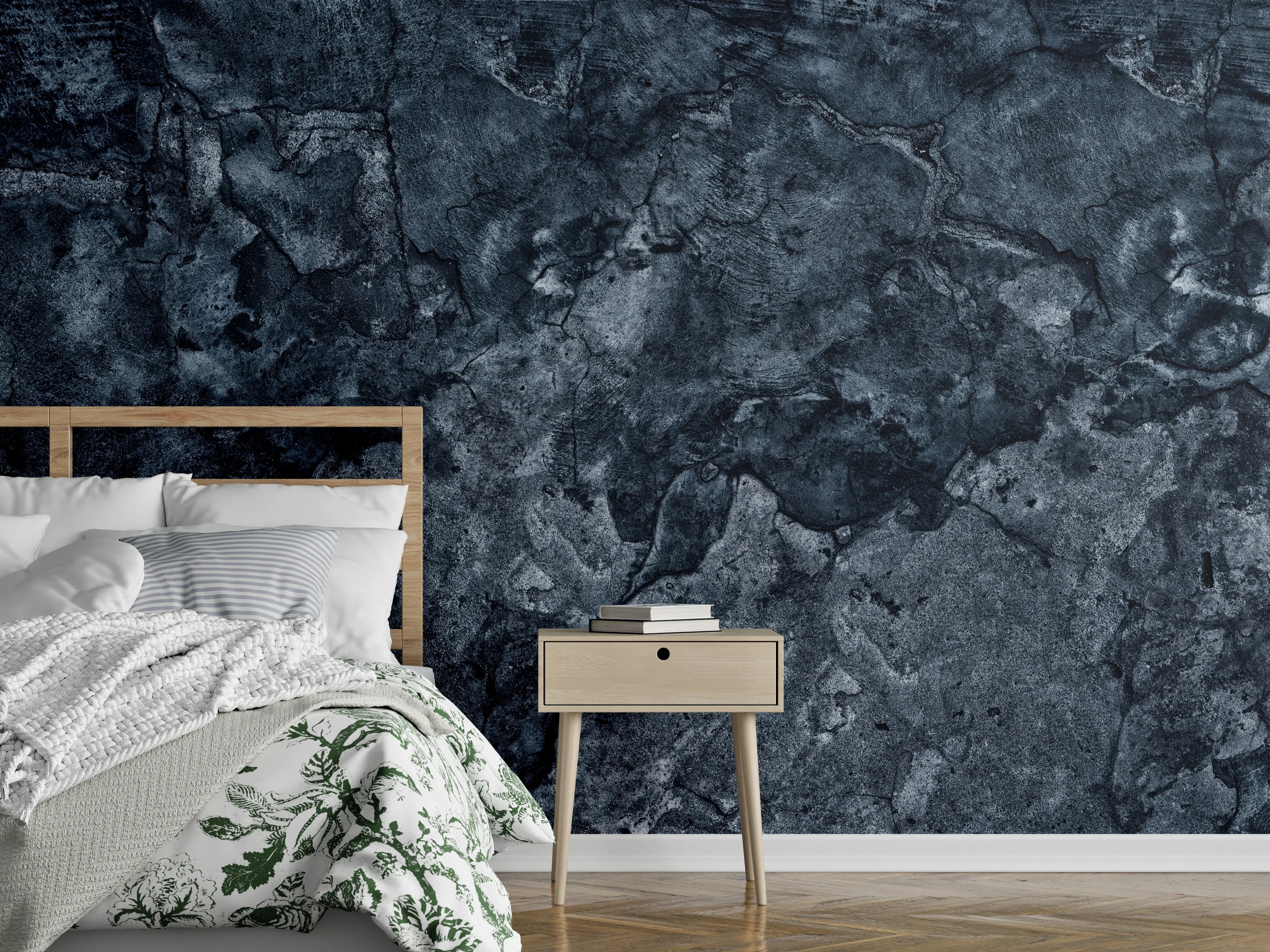 Wandverkleidung Schlafzimmer - Dunkelblaue beschädigte Betonwand