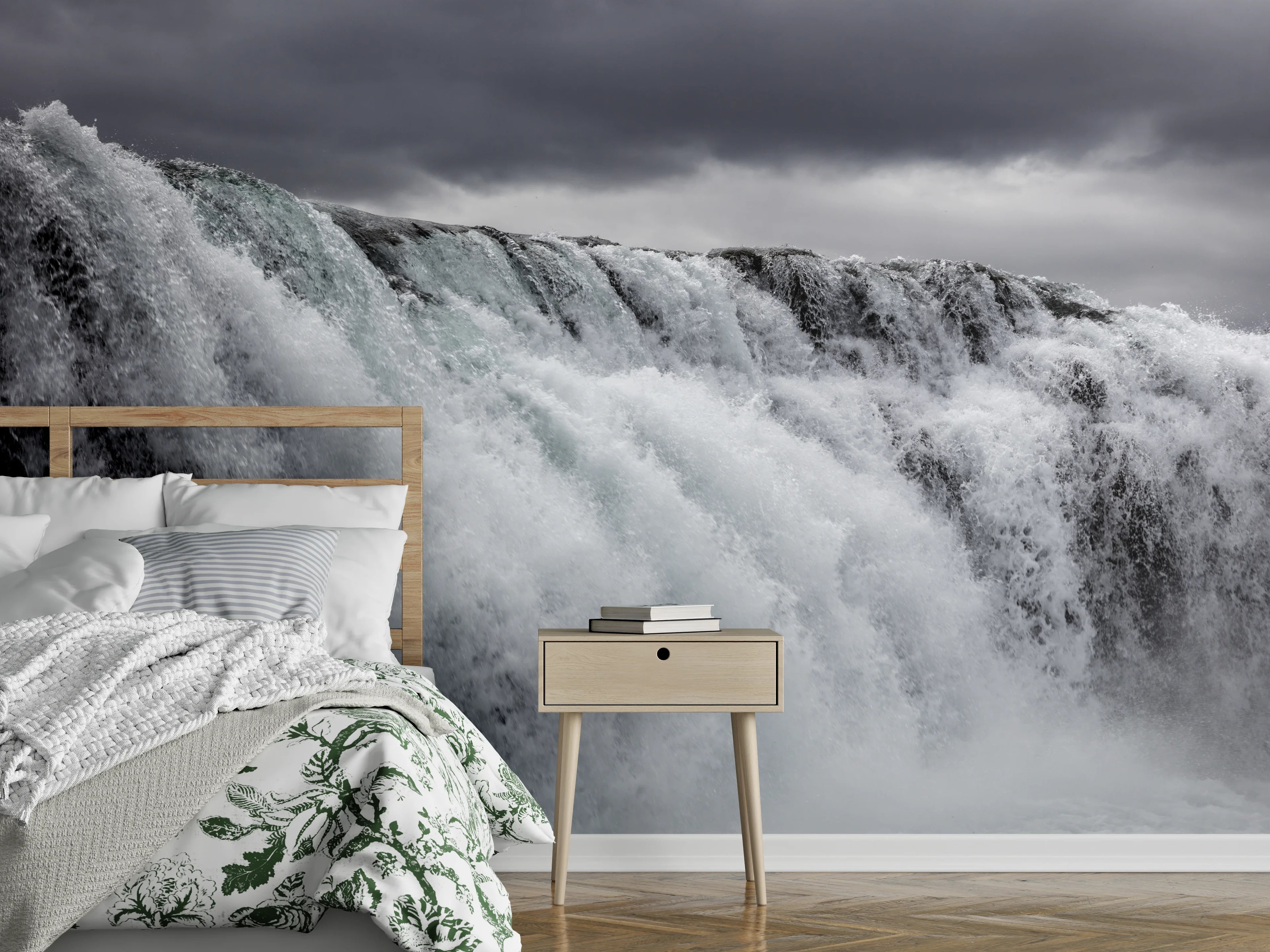 Wandverkleidung Schlafzimmer - Dunkler Wasserfall