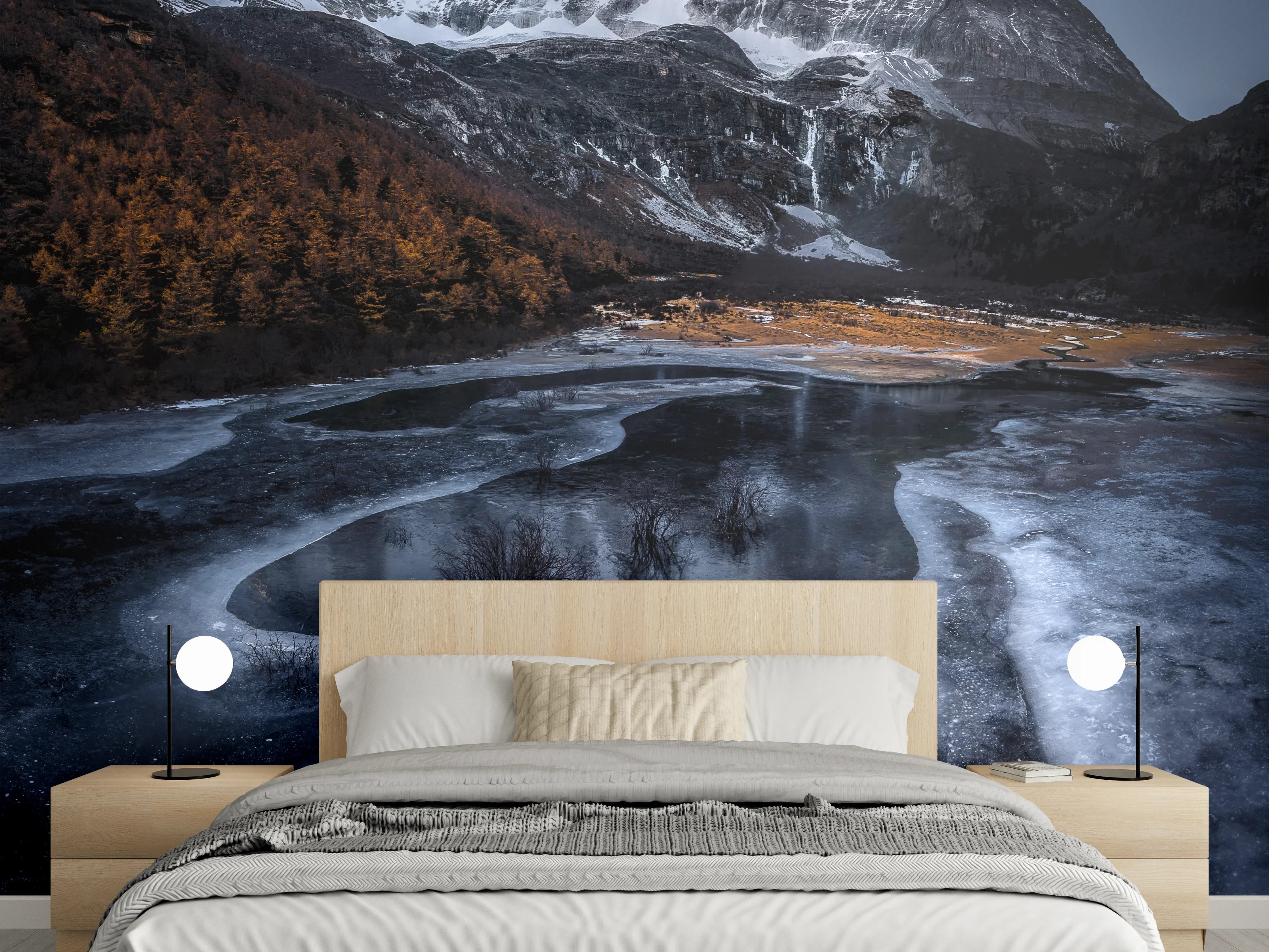 Wandverkleidung Schlafzimmer - Eisige Alpenlandschaft mit Sonnenaufgang
