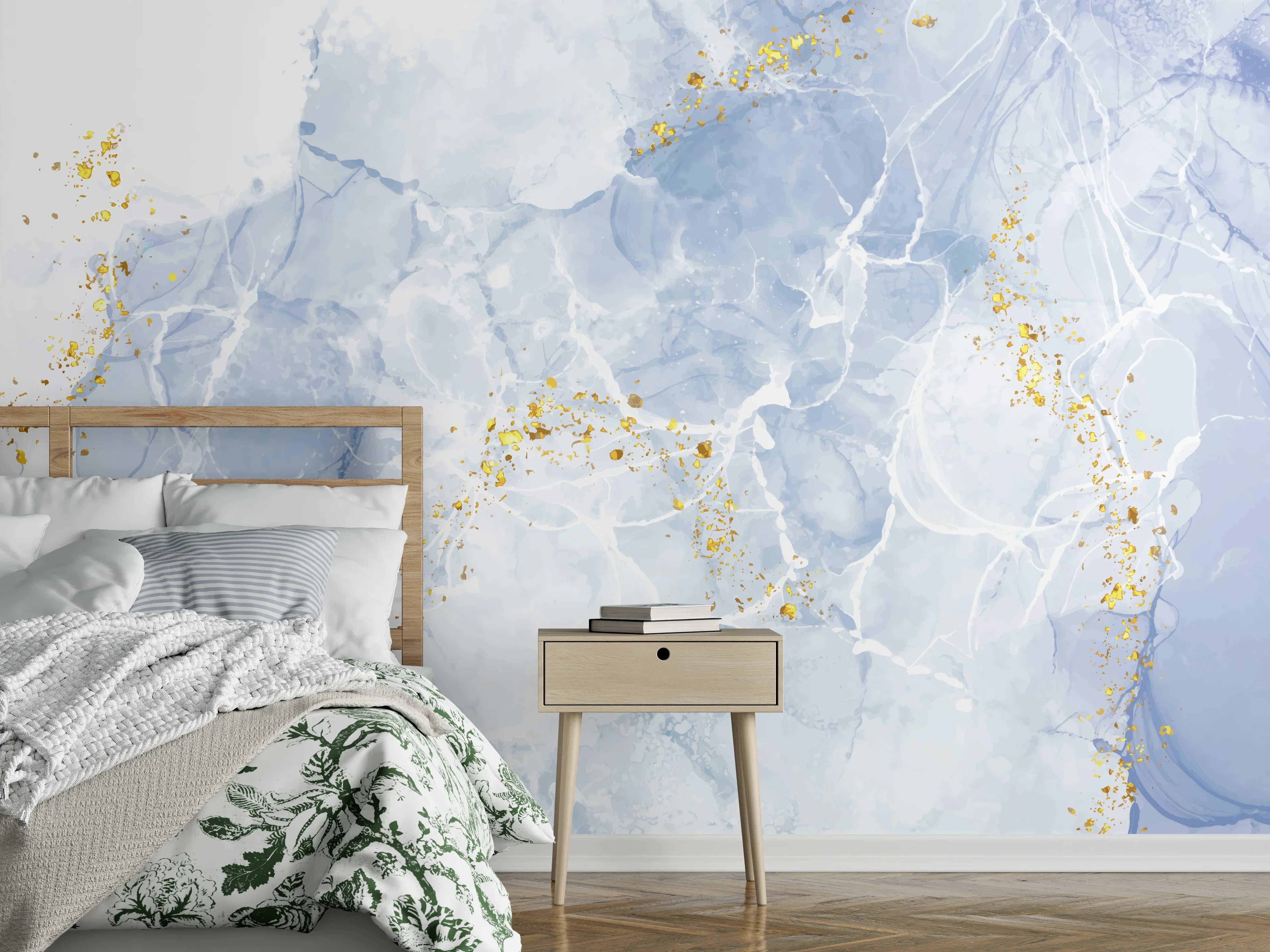 Wandverkleidung Schlafzimmer - Eisiges Blau mit Goldakzenten