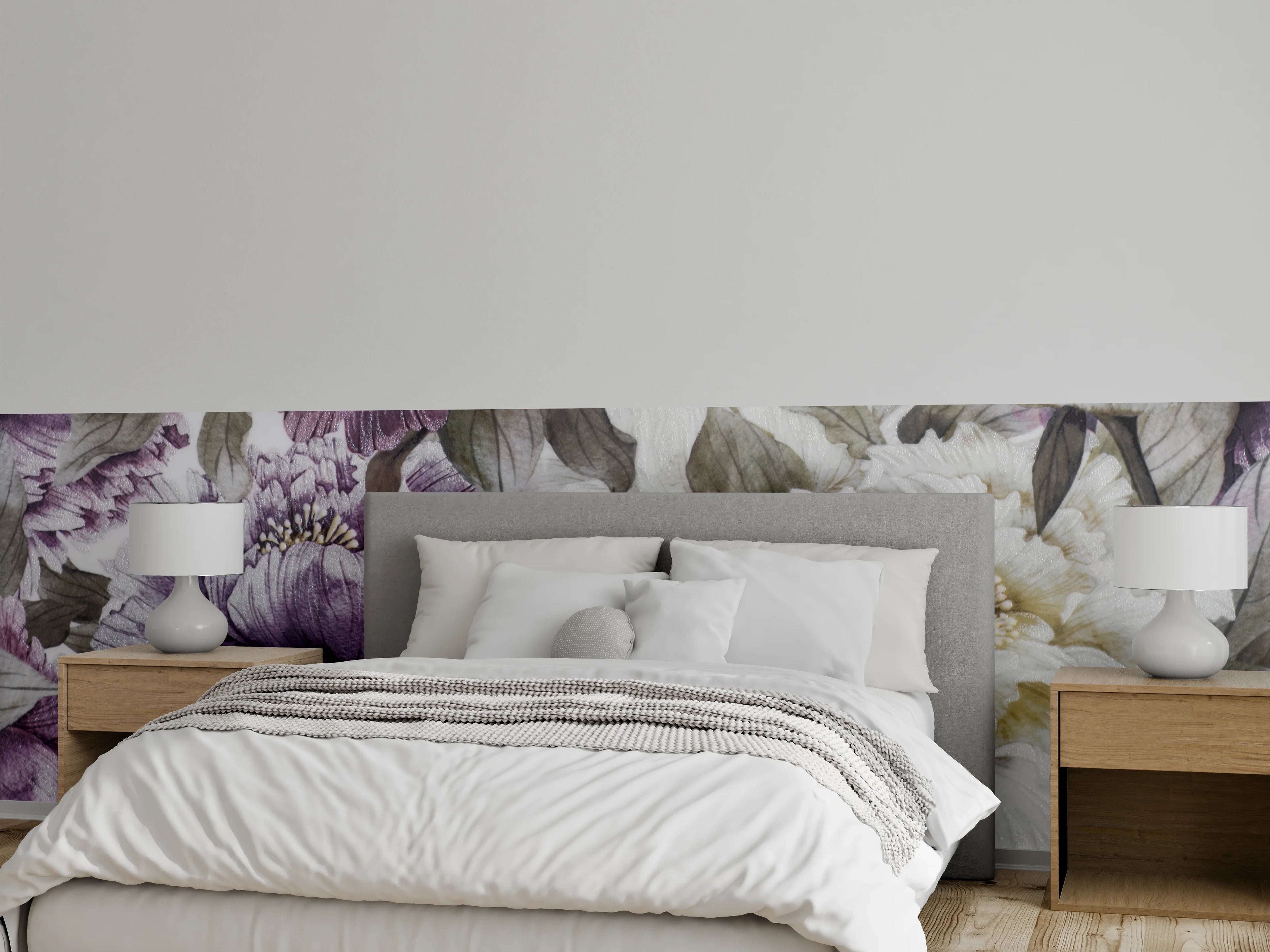 Wandverkleidung Schlafzimmer - Elegante lila-weiße Blüten Aquarell