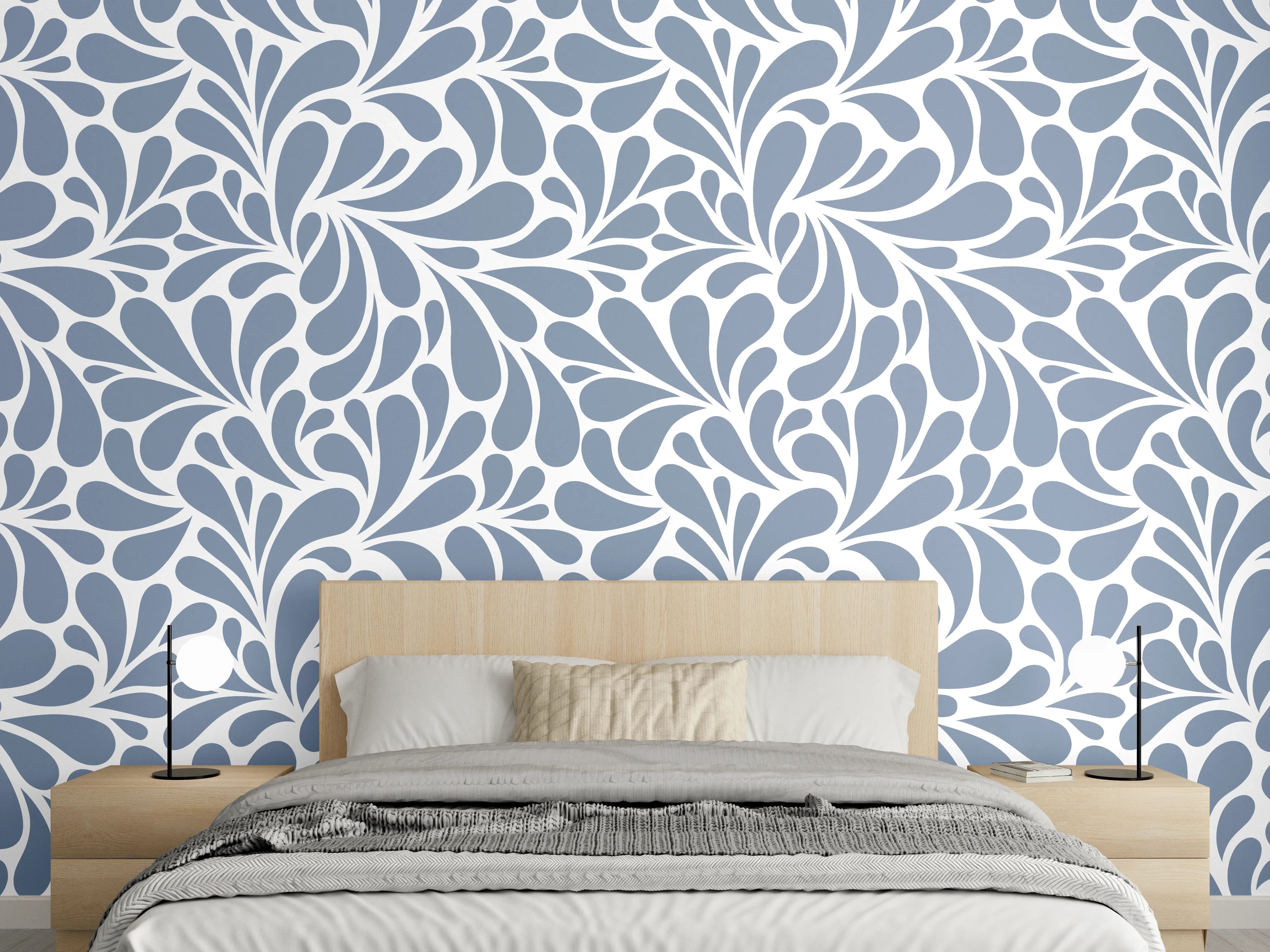 Wandverkleidung Schlafzimmer - Elegantes florales Muster in Grau-Weiß