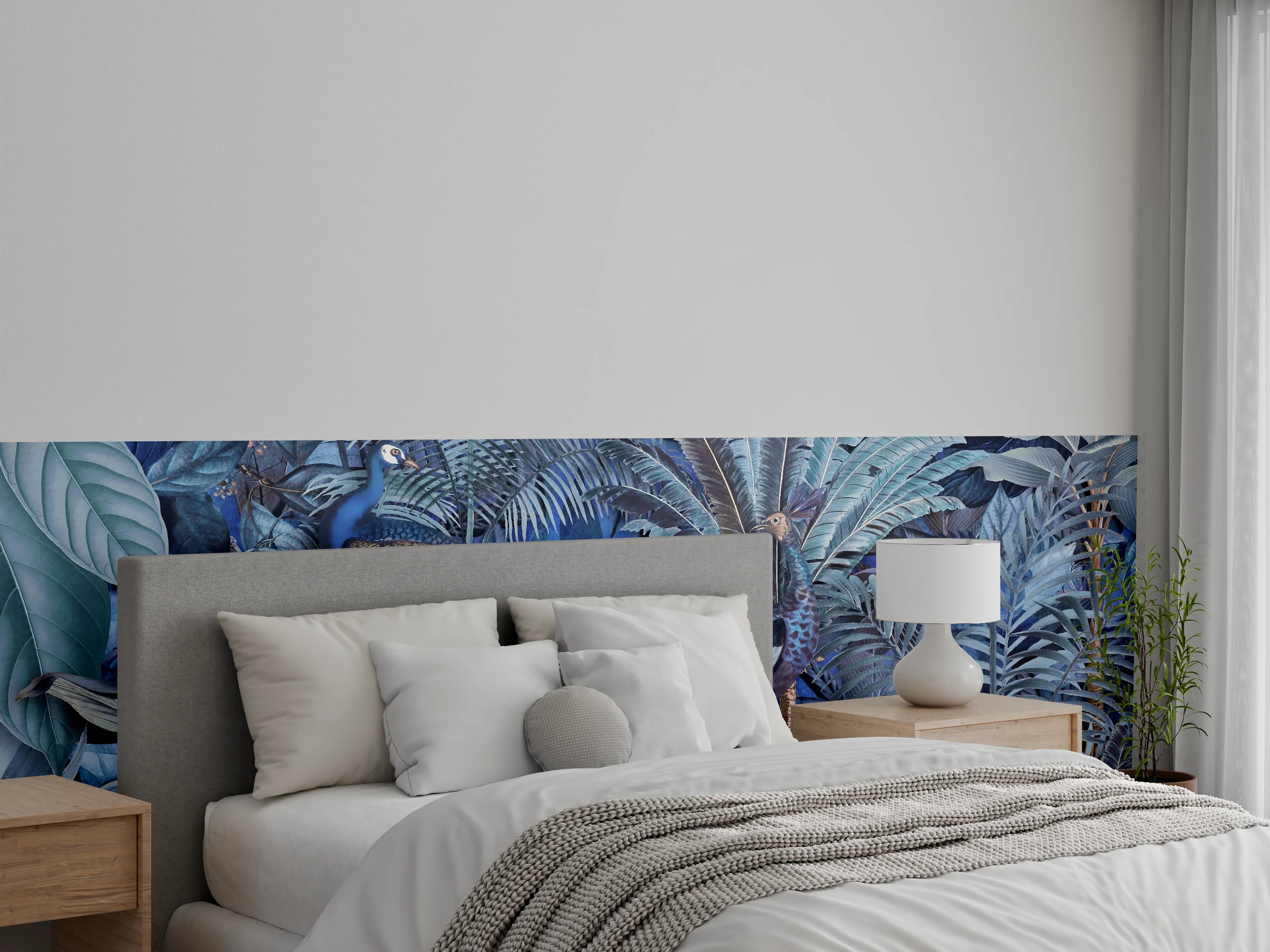 Wandverkleidung Schlafzimmer - Exotischer Garten - Blaue Pfauen
