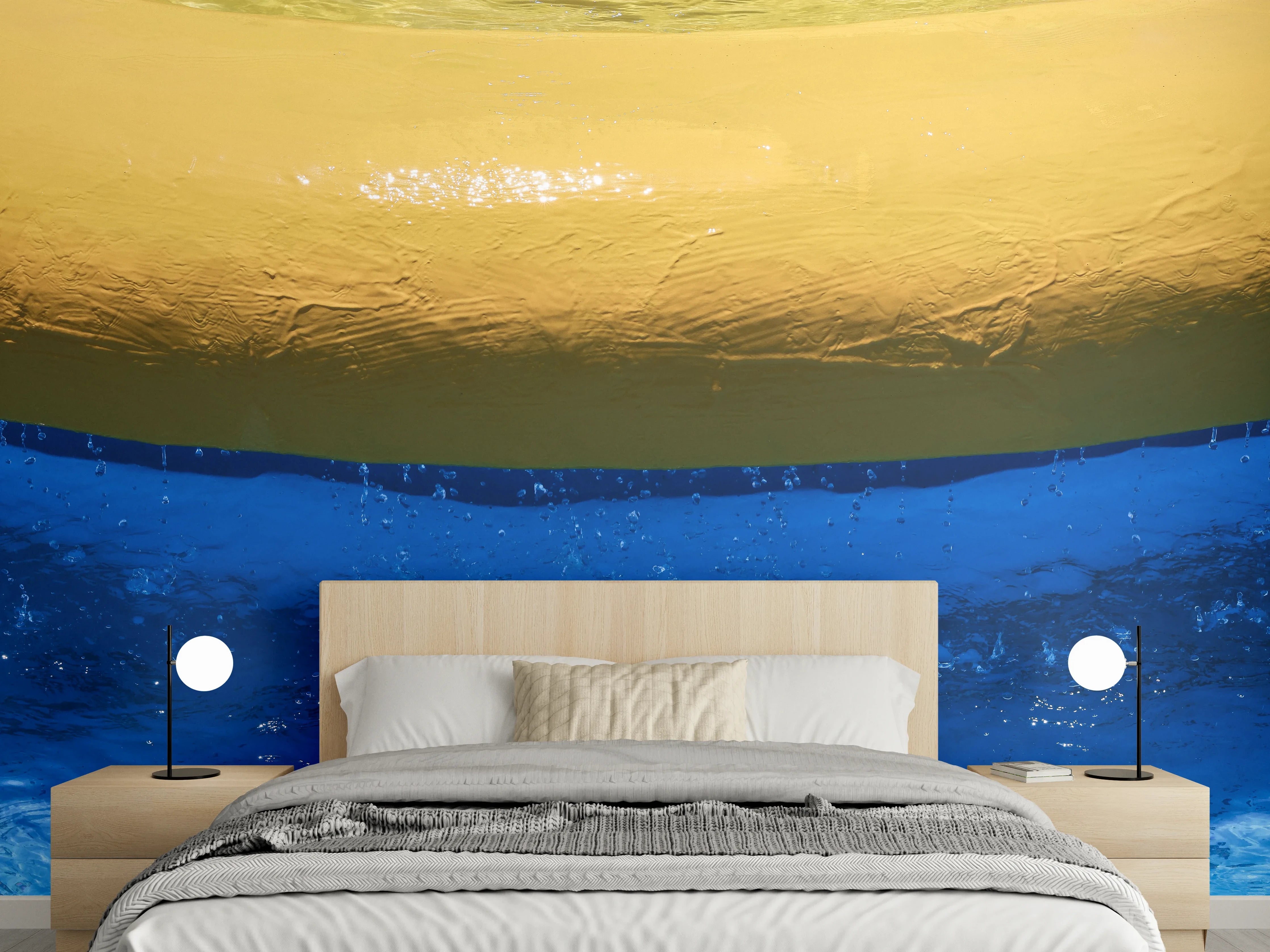 Wandverkleidung Schlafzimmer - Farbspiel Wasser und Gelb für Wände