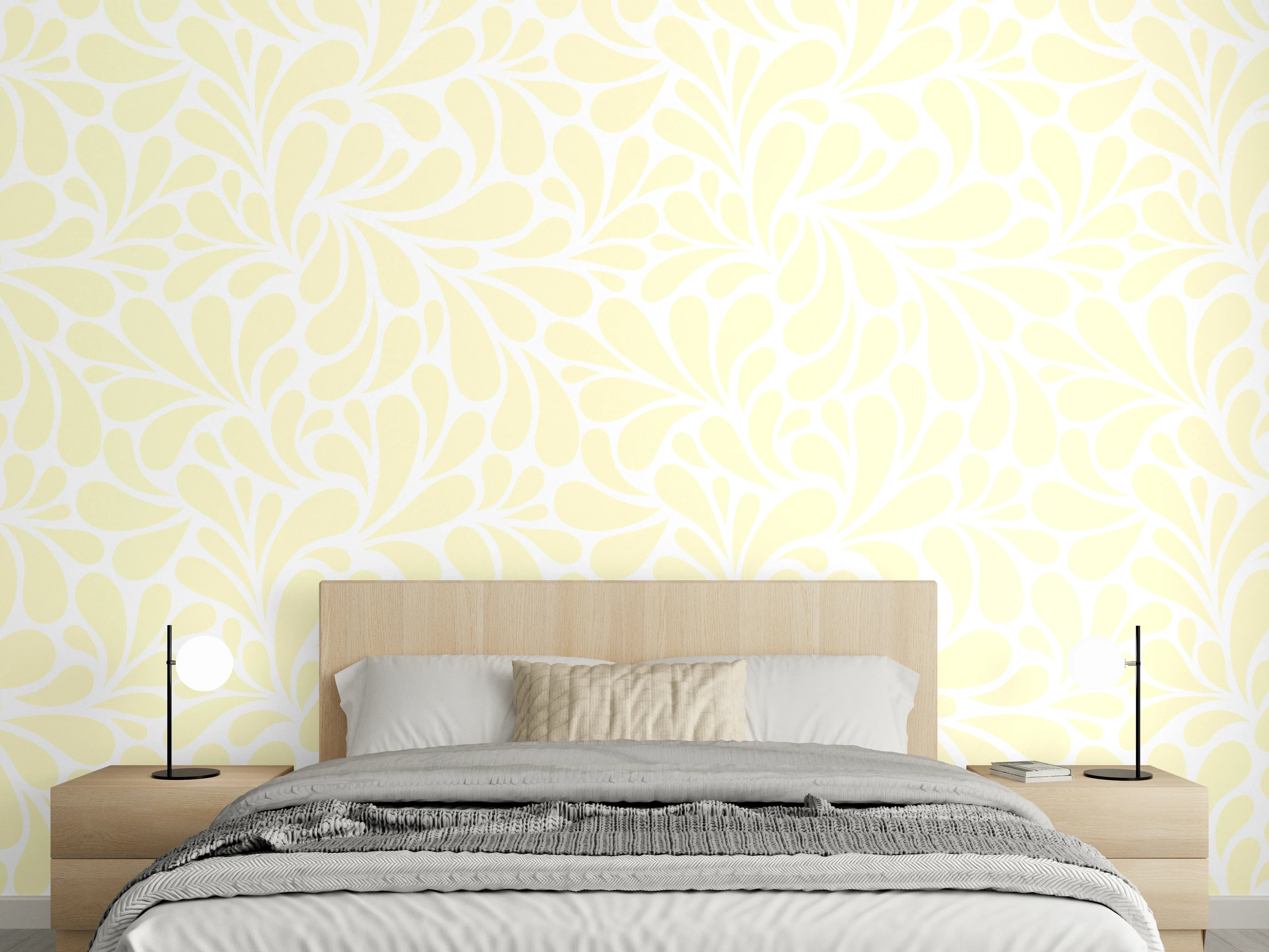 Wandverkleidung Schlafzimmer - Florales Muster in sanftem Pastellgelb