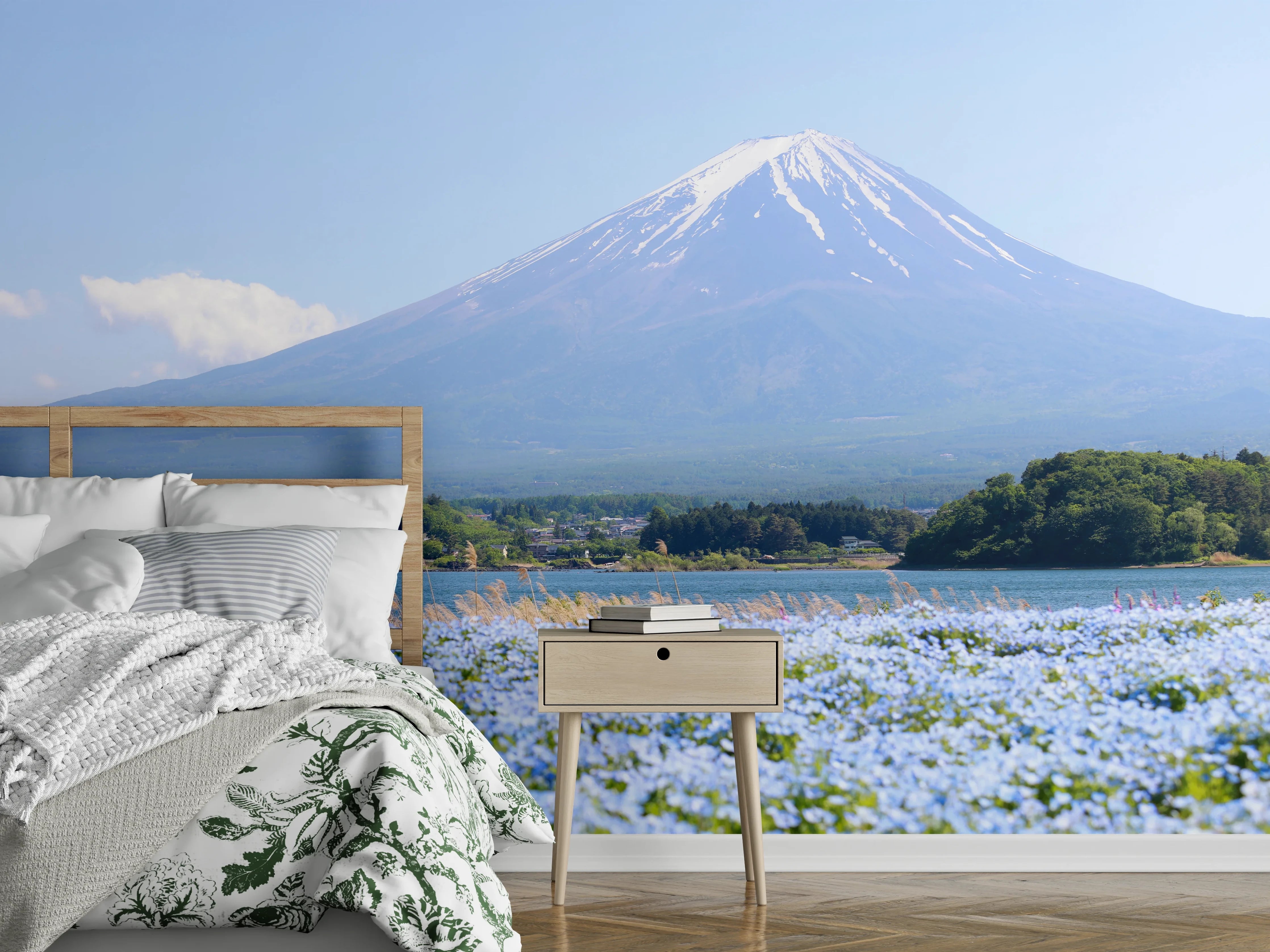Wandverkleidung Schlafzimmer - Frühling am Fuji: Blütenpracht & See