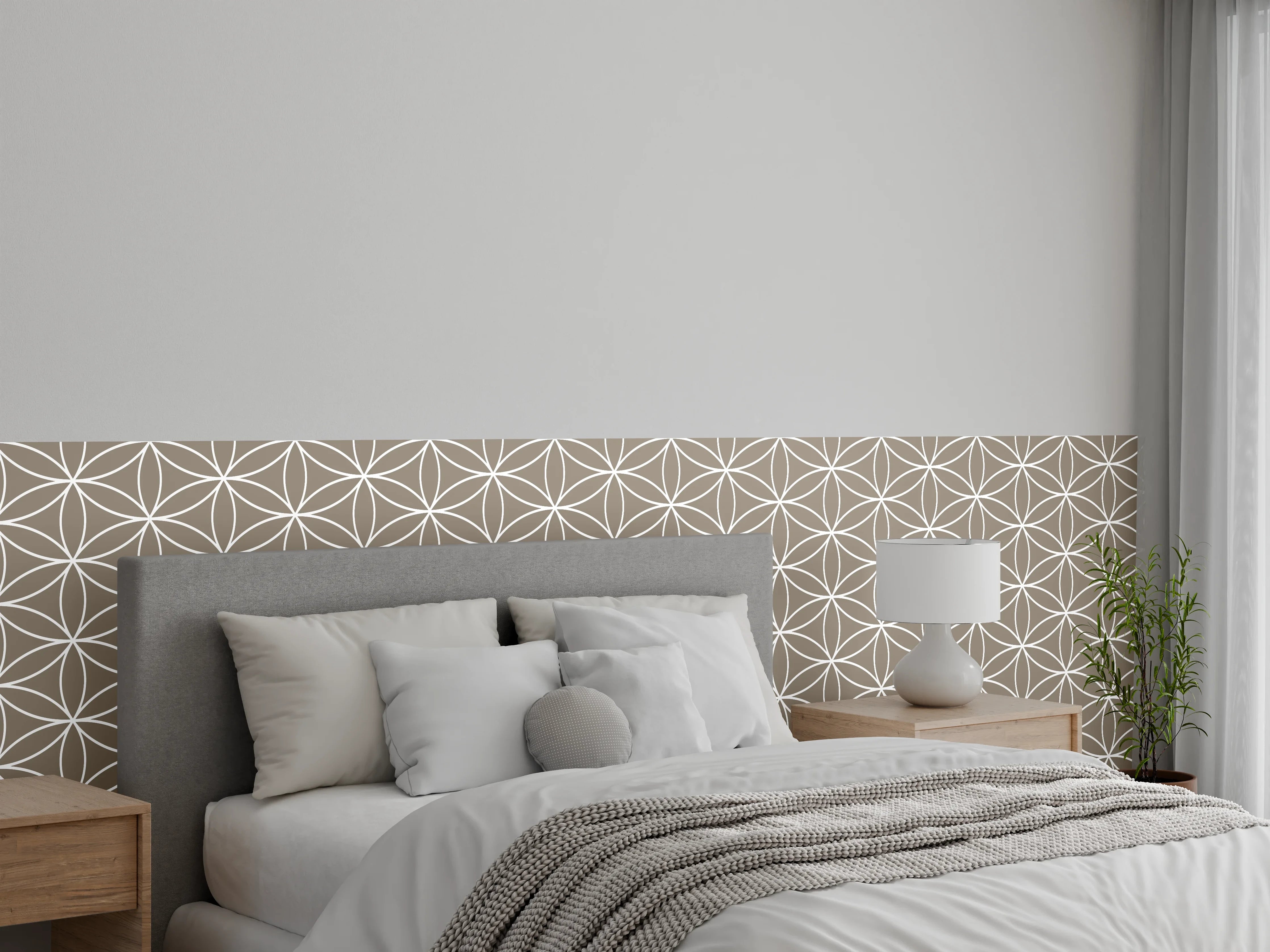 Wandverkleidung Schlafzimmer - Geometrisches Blumenmuster in Beige-Weiß