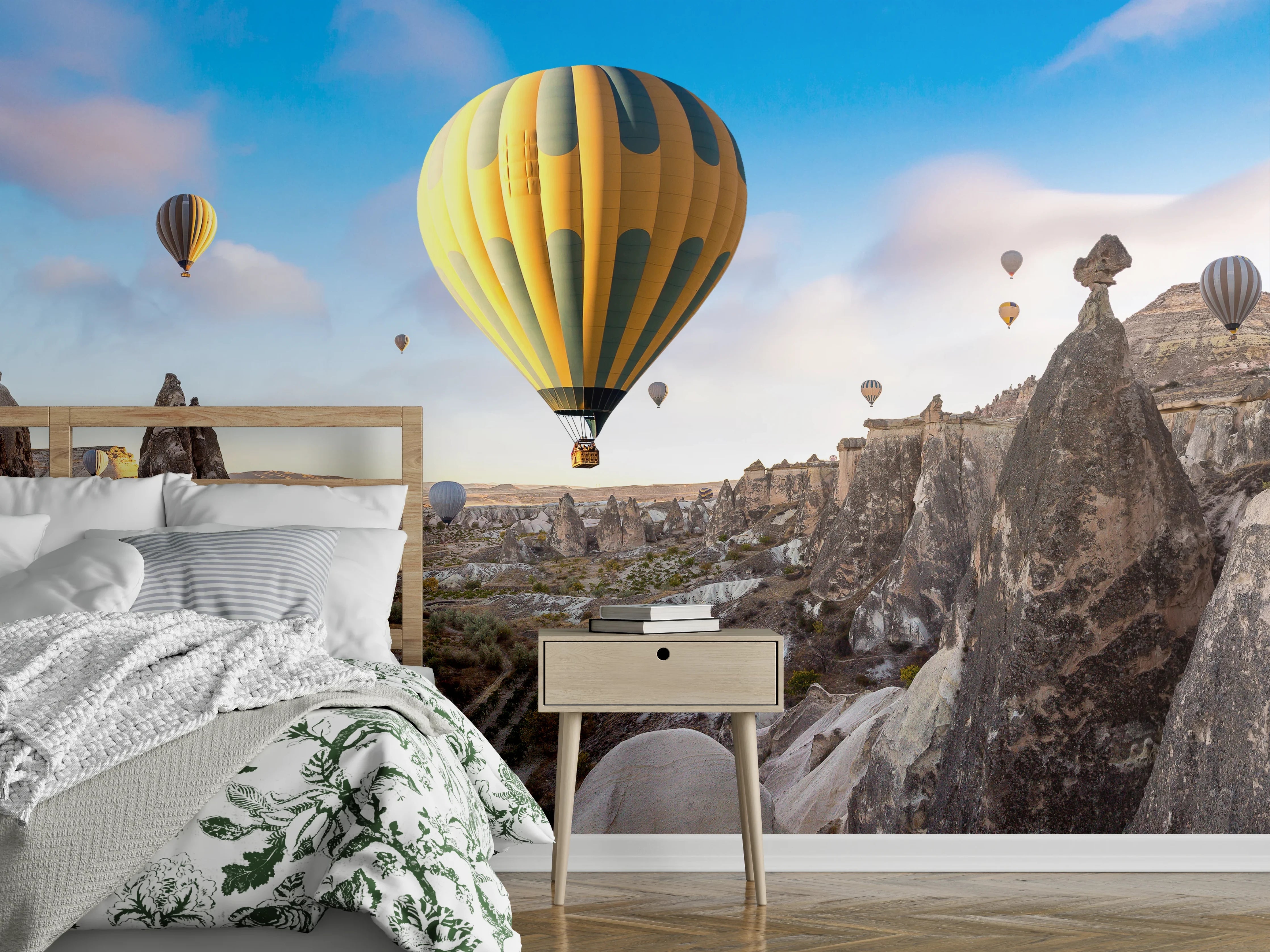 Wandverkleidung Schlafzimmer - Graue Ballonträume über weißer Weite