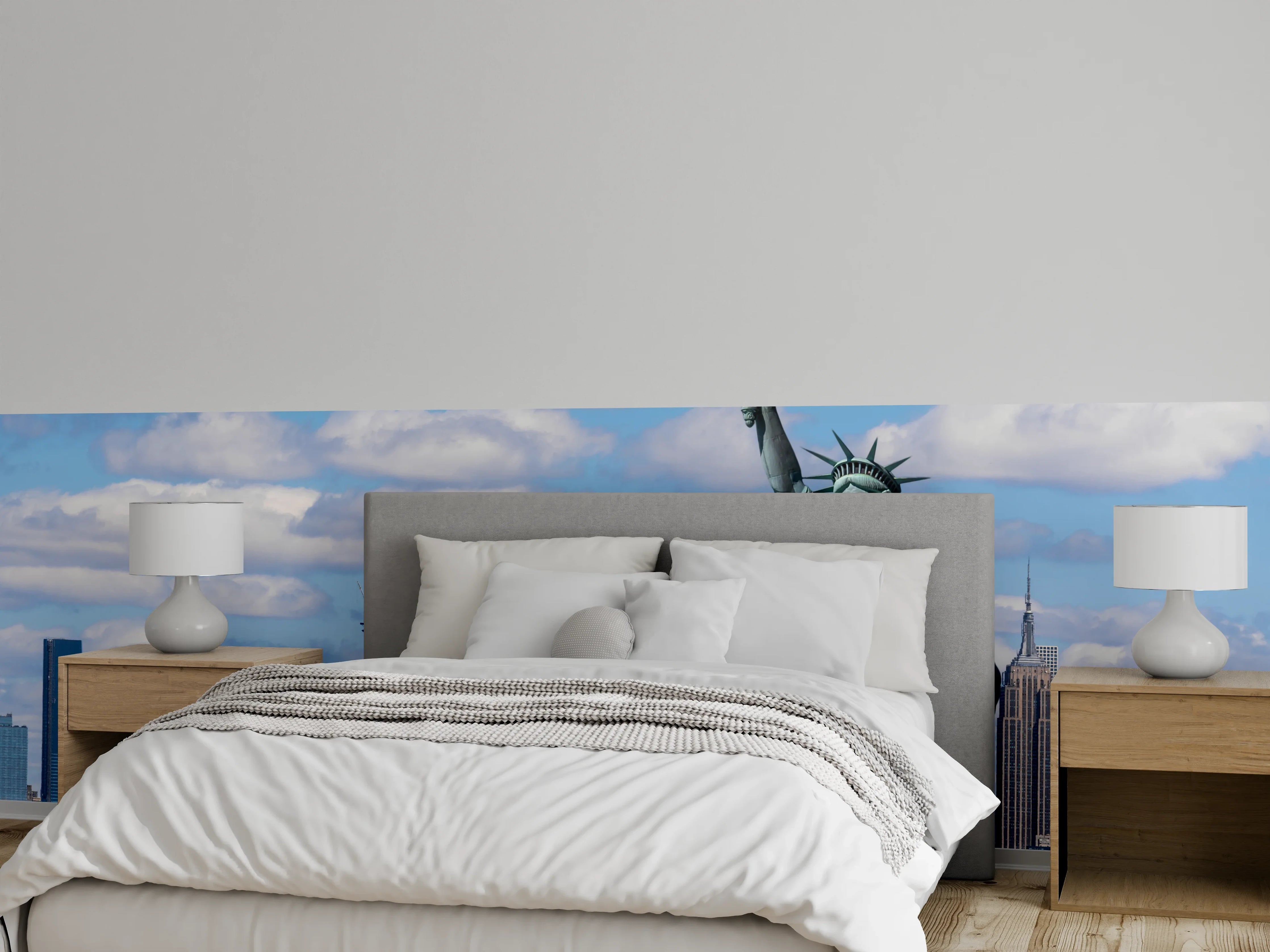 Wandverkleidung Schlafzimmer - Graue Skyline, weiße Statue