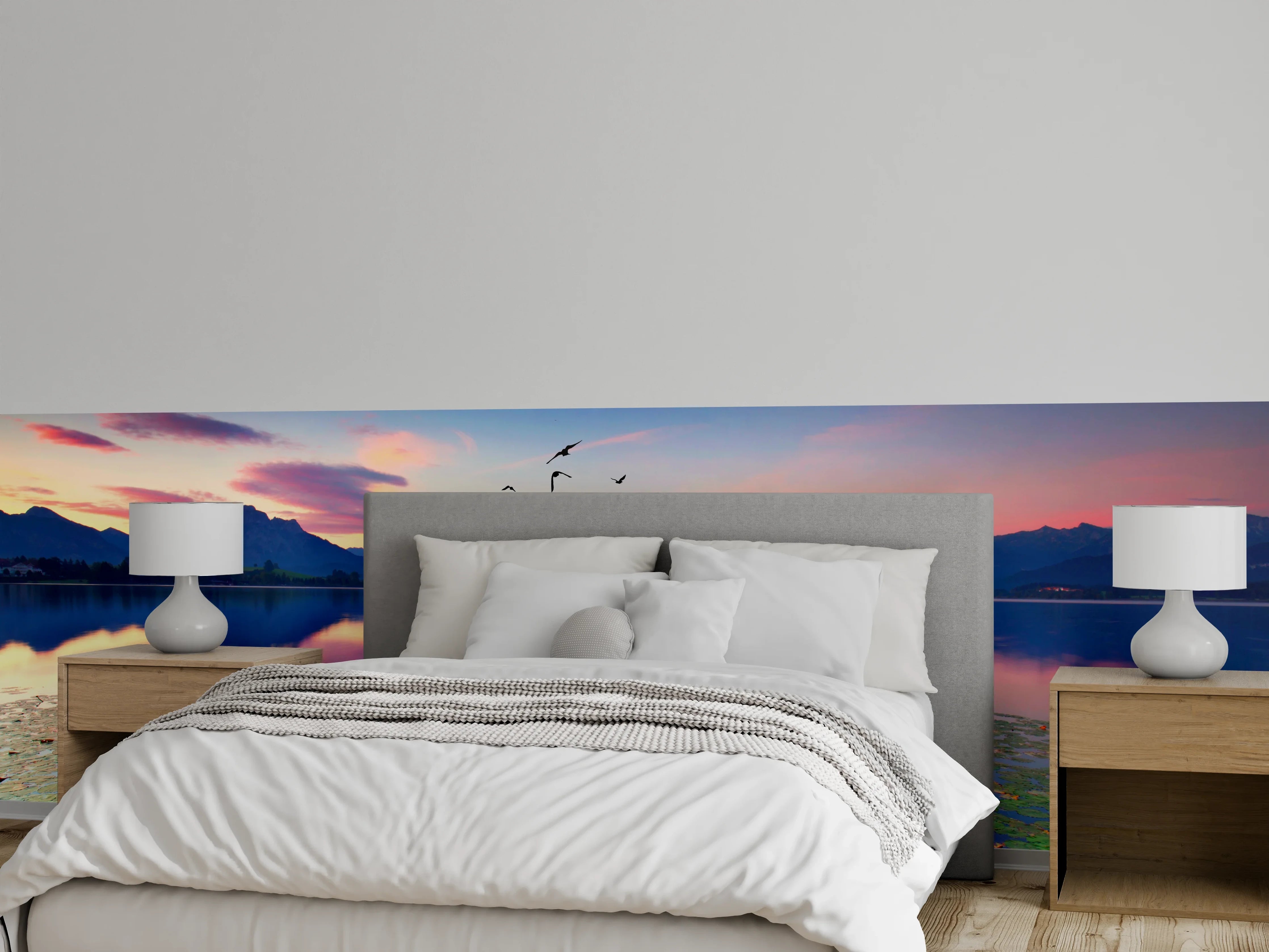 Wandverkleidung Schlafzimmer - Grauschimmer am stillen Seeufer