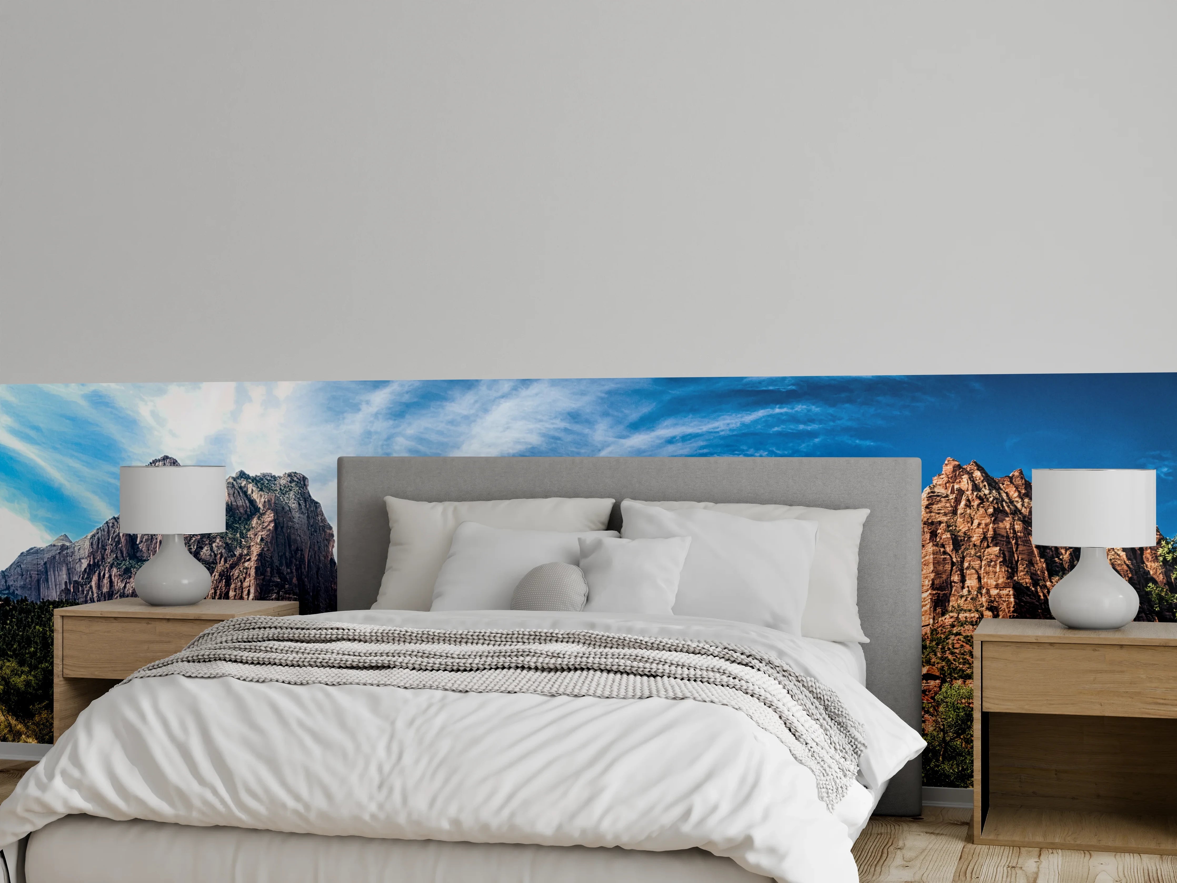 Wandverkleidung Schlafzimmer - Grauschimmer im weißen Alpenpanorama