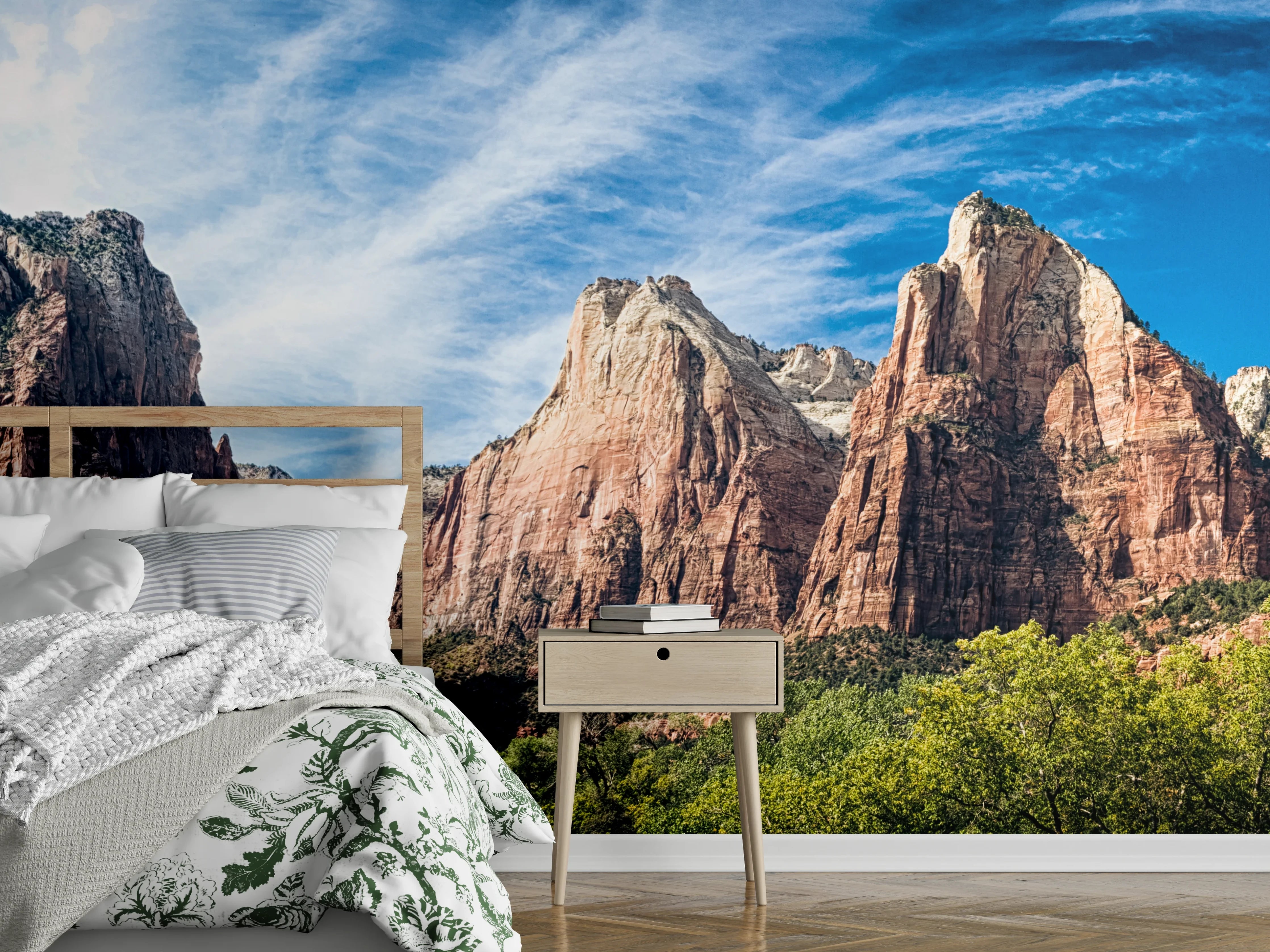 Wandverkleidung Schlafzimmer - Grauschimmer im weißen Alpenpanorama