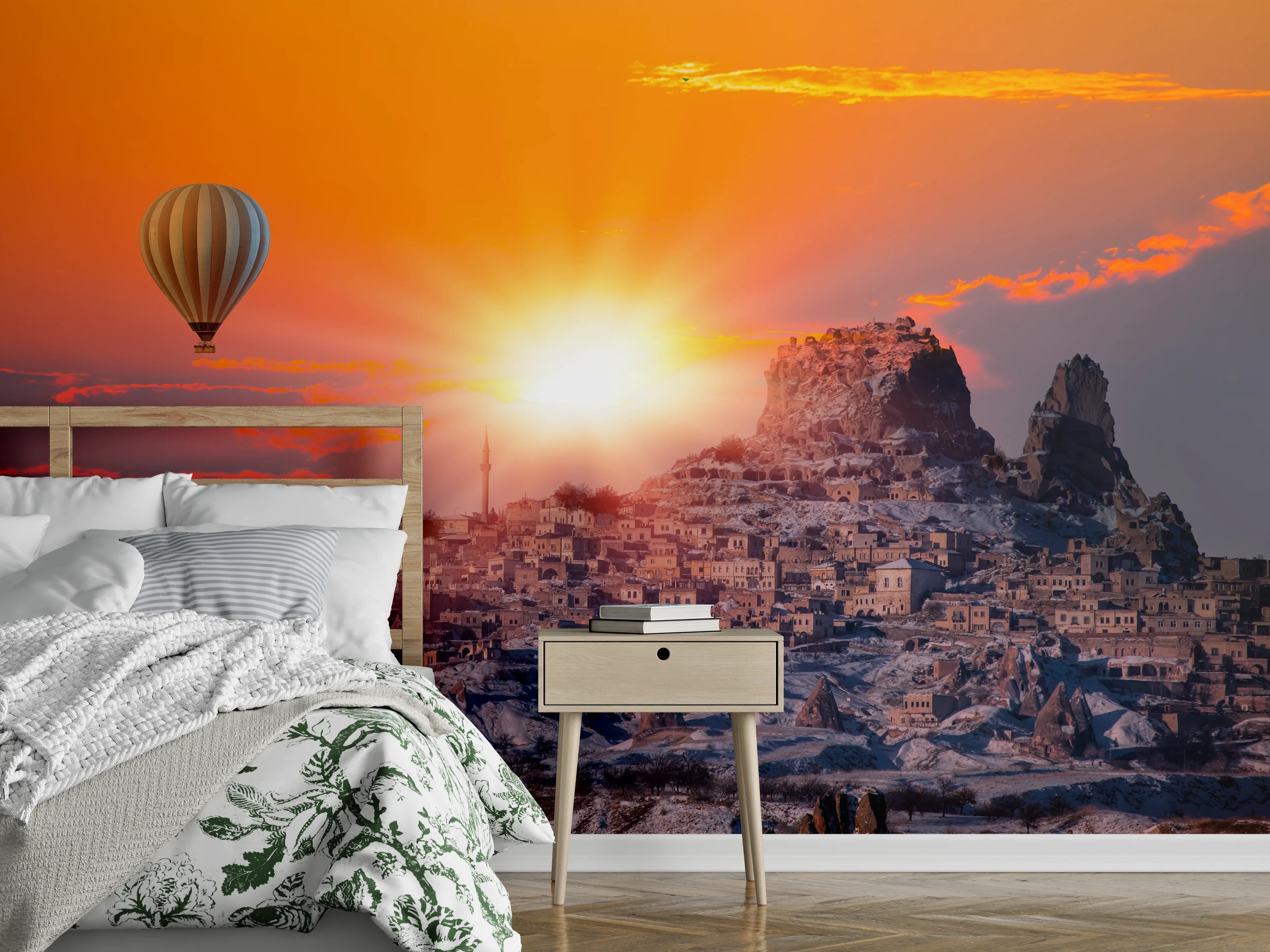 Wandverkleidung Schlafzimmer - Heißluftballon bei Sonnenaufgang über Kappadokien