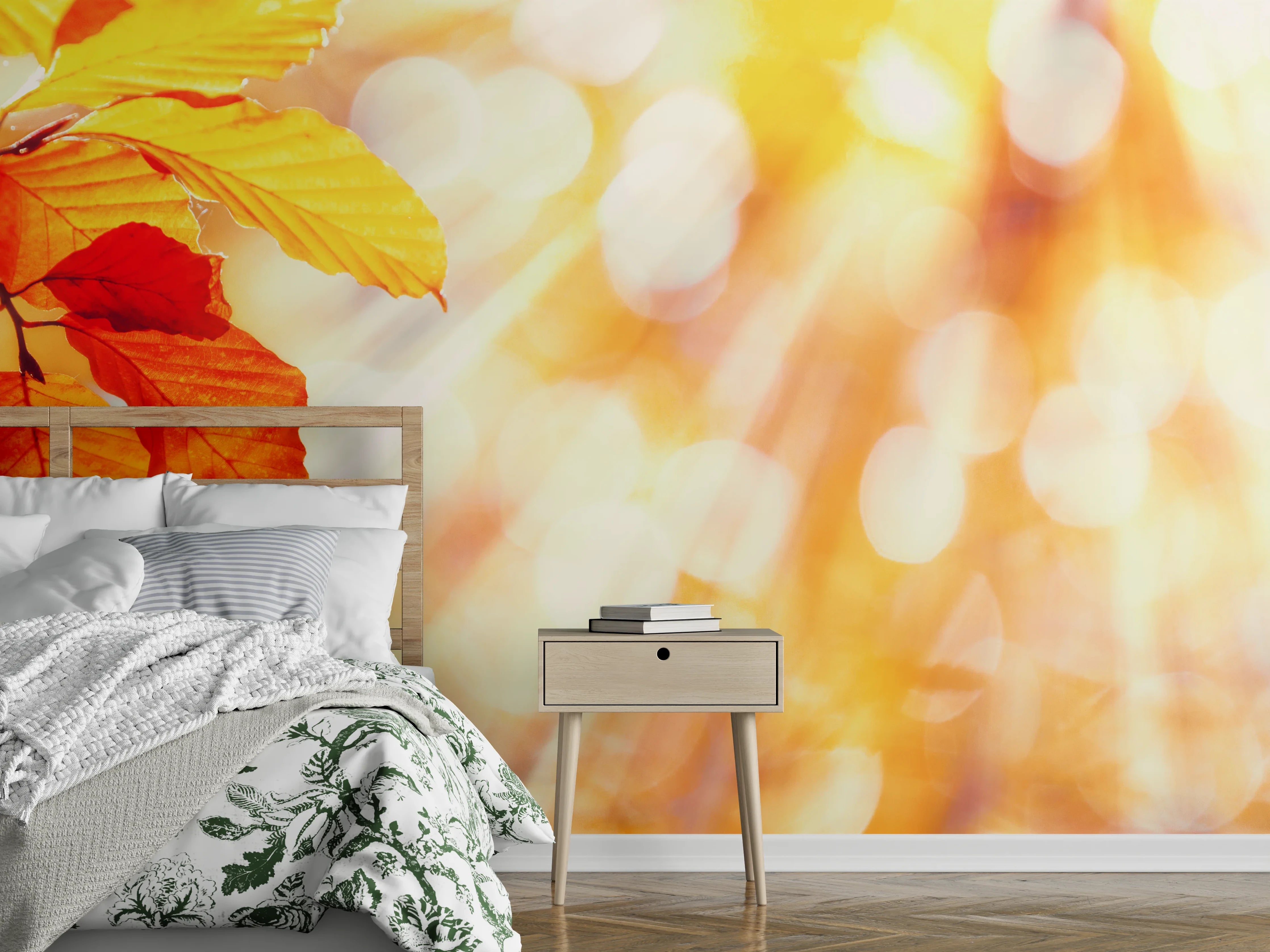 Wandverkleidung Schlafzimmer - Herbstliche Blätter im Sonnenlicht