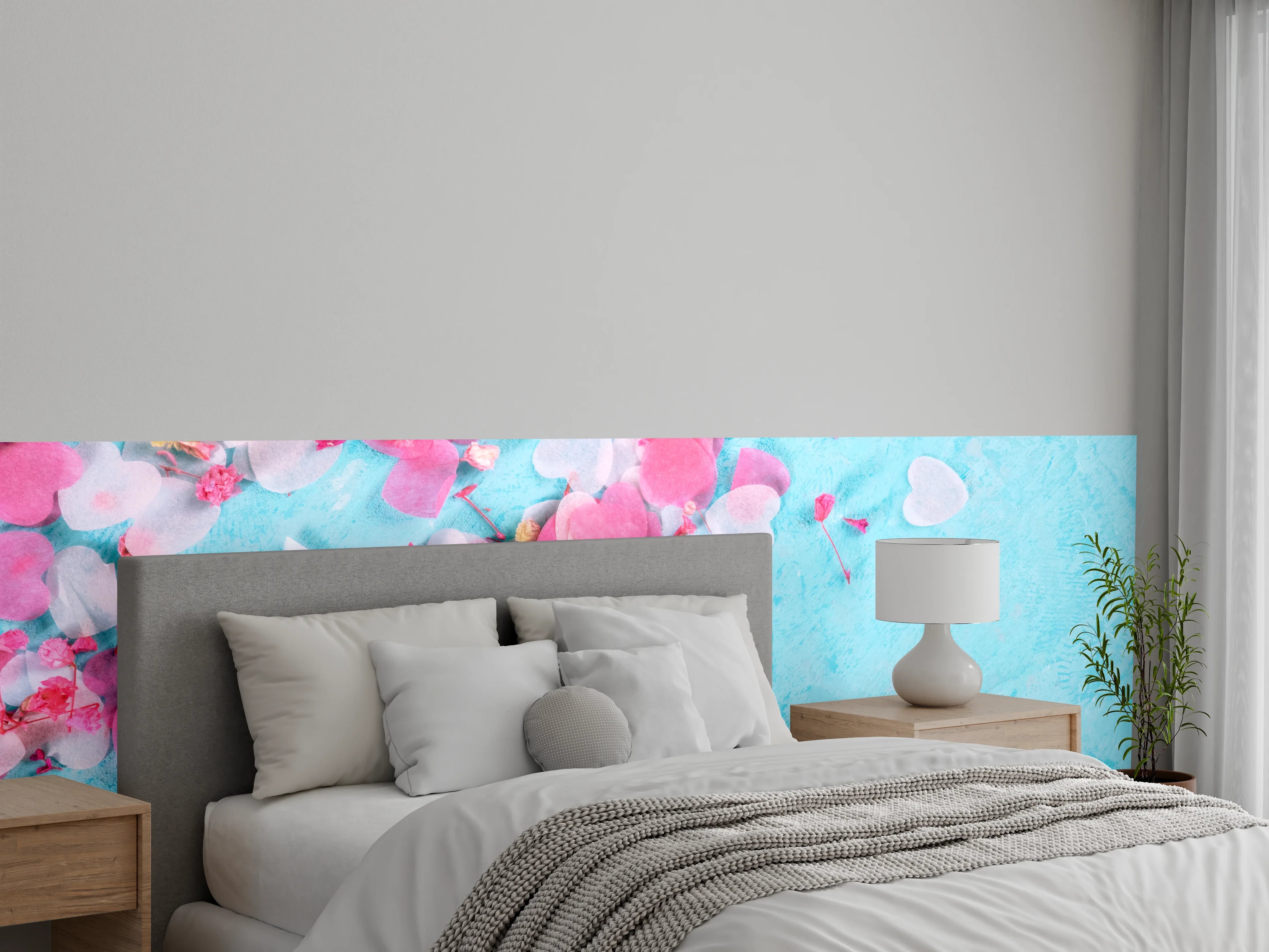Wandverkleidung Schlafzimmer - Herz-Konfetti auf türkiser Oberfläche