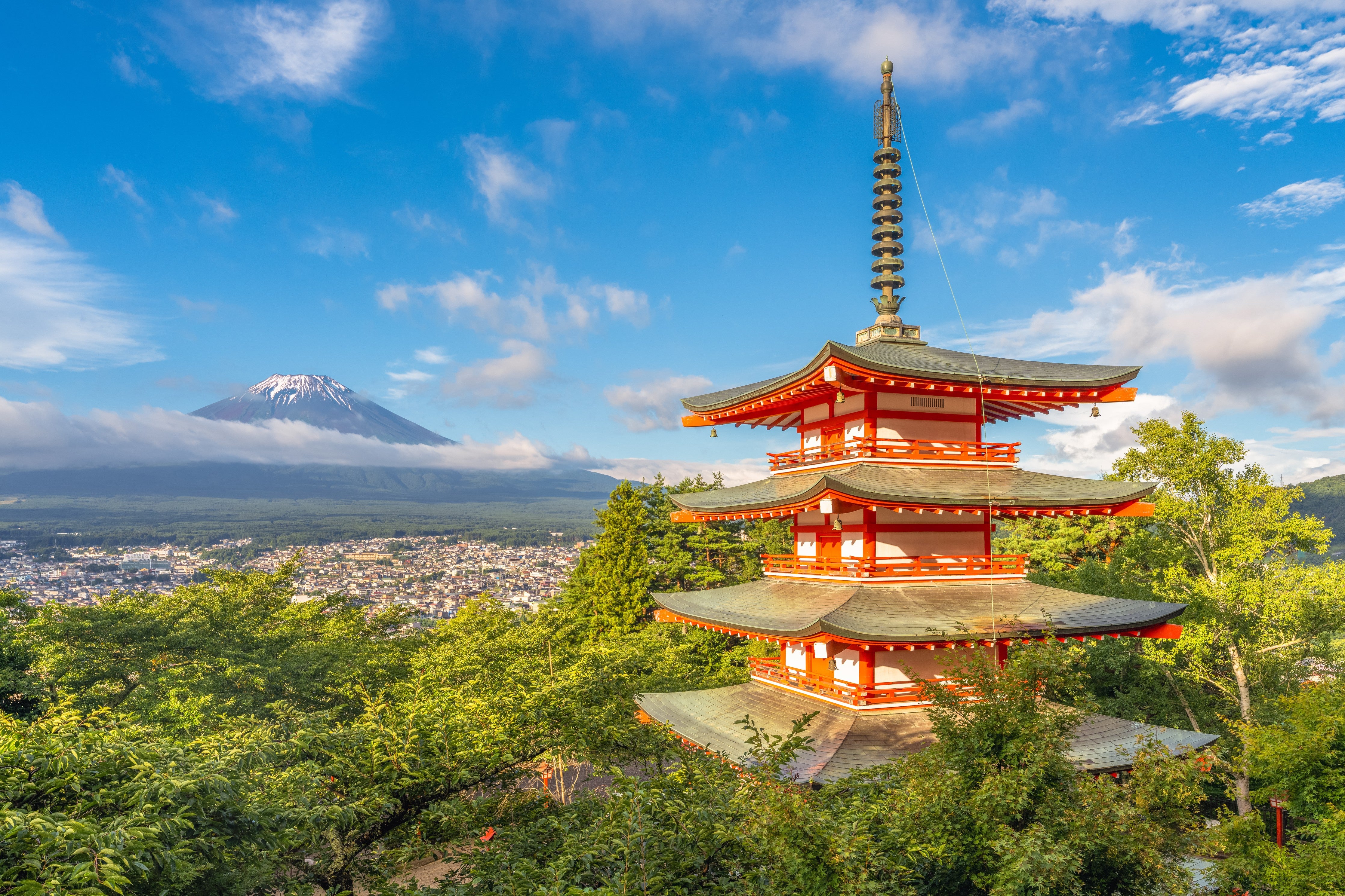 Wandverkleidung Schlafzimmer-Japanische Pagode mit Fuji im Hintergrund