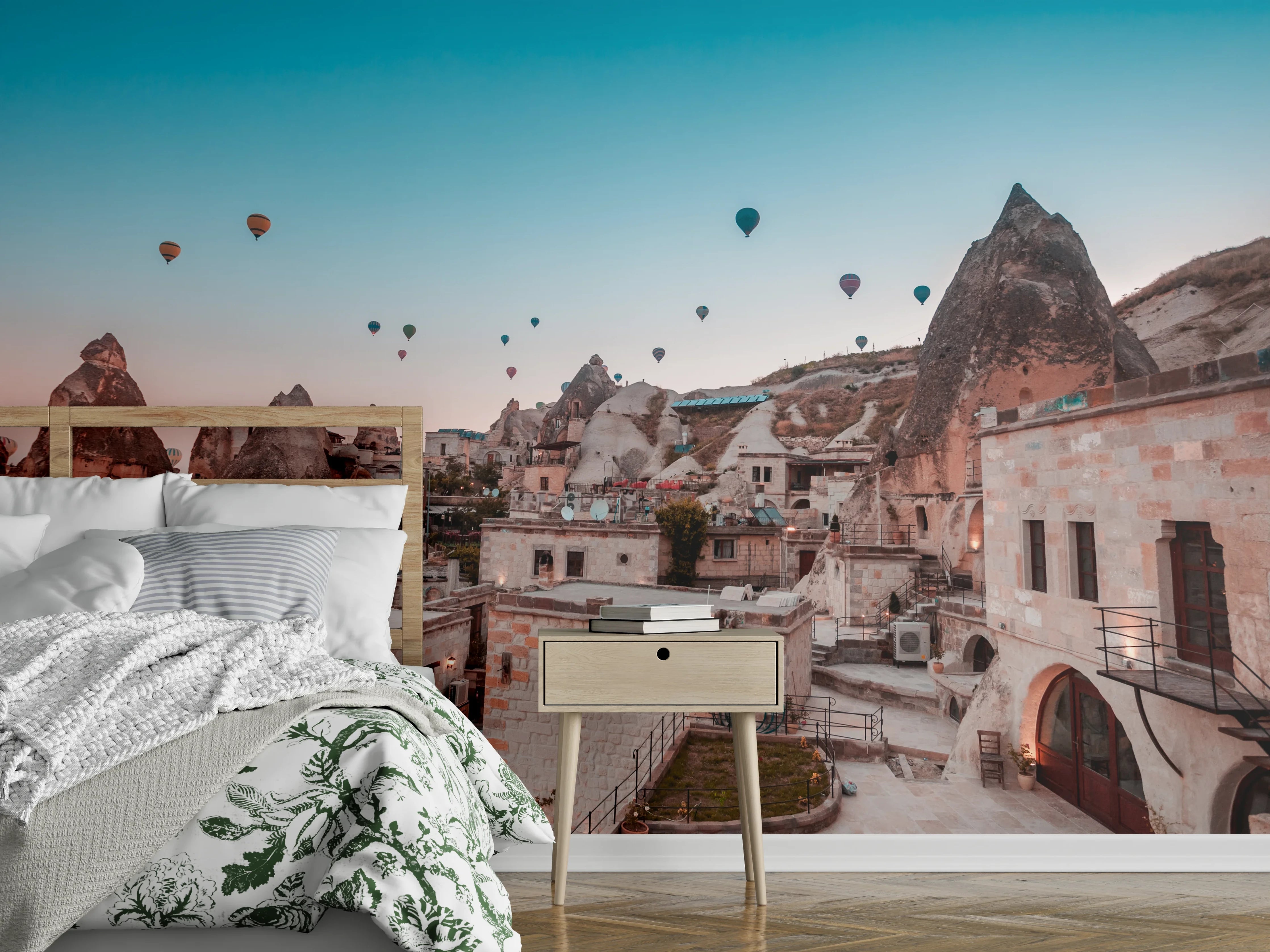 Wandverkleidung Schlafzimmer - Kappadokien Skyline mit Heißluftballons