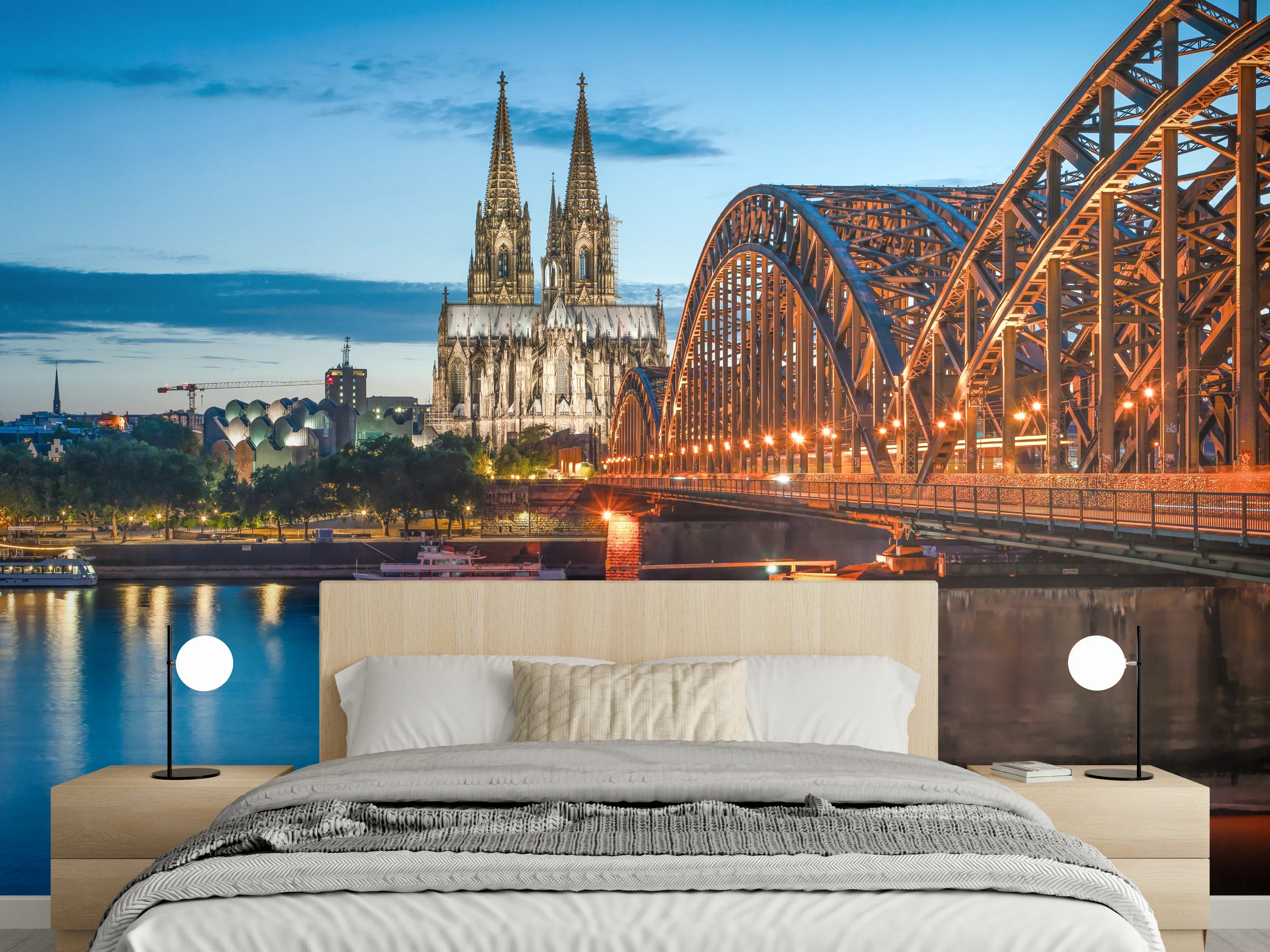 Wandverkleidung Schlafzimmer - Kölner Dom und Hohenzollernbrücke bei Nacht