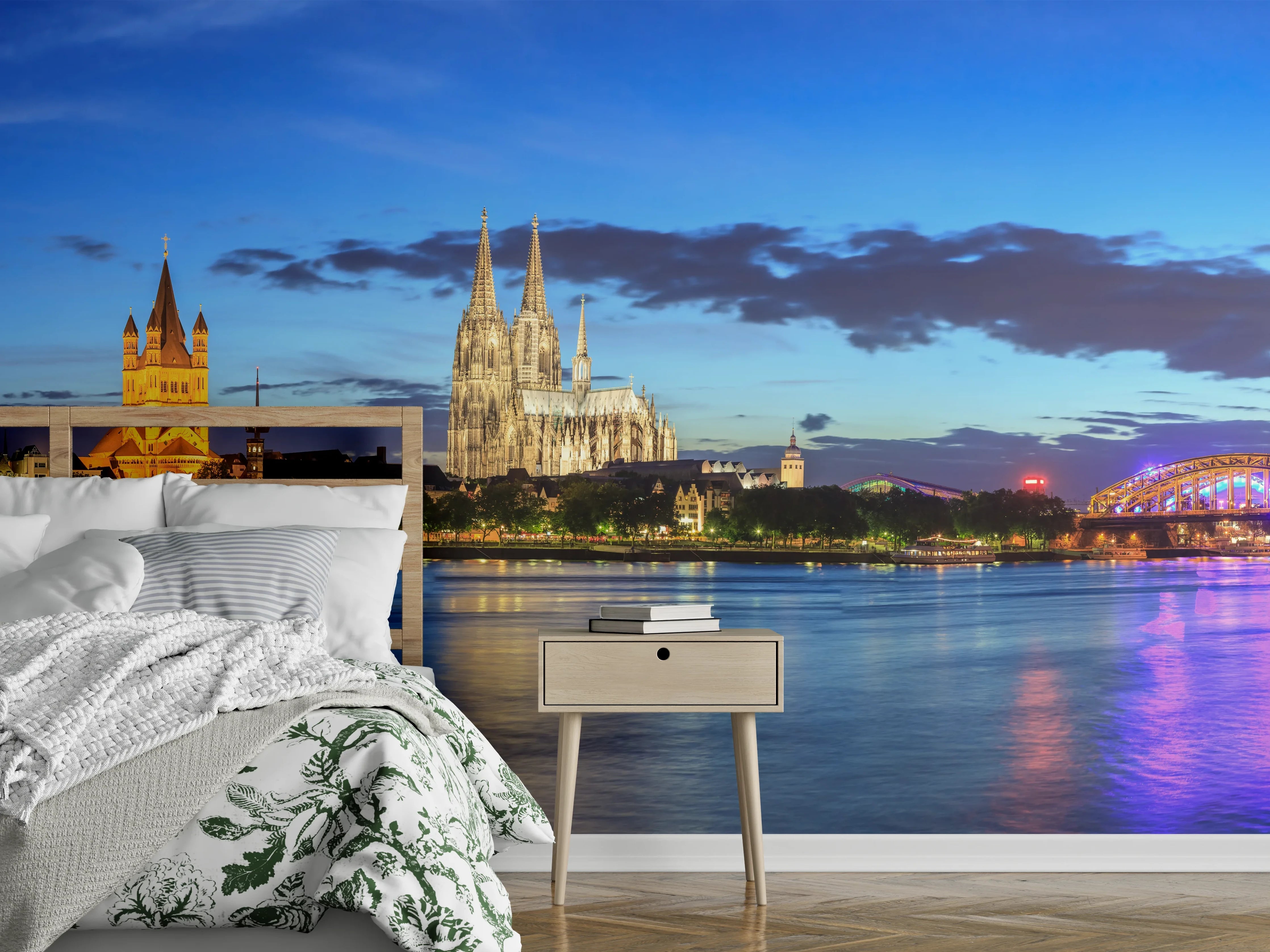Wandverkleidung Schlafzimmer - Kölner Skyline - Nachts