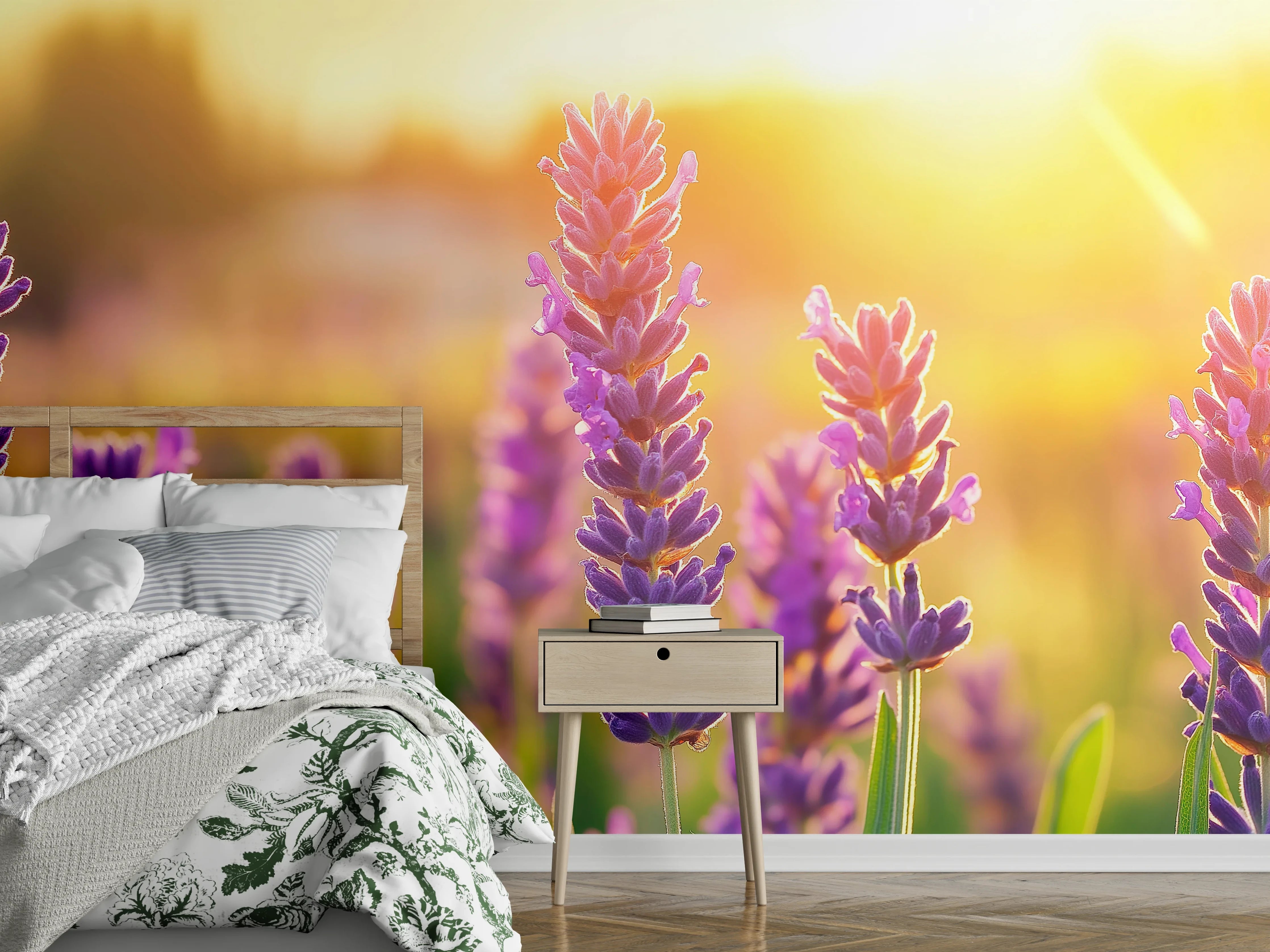 Wandverkleidung Schlafzimmer - Lavendel in goldenem Abendlicht
