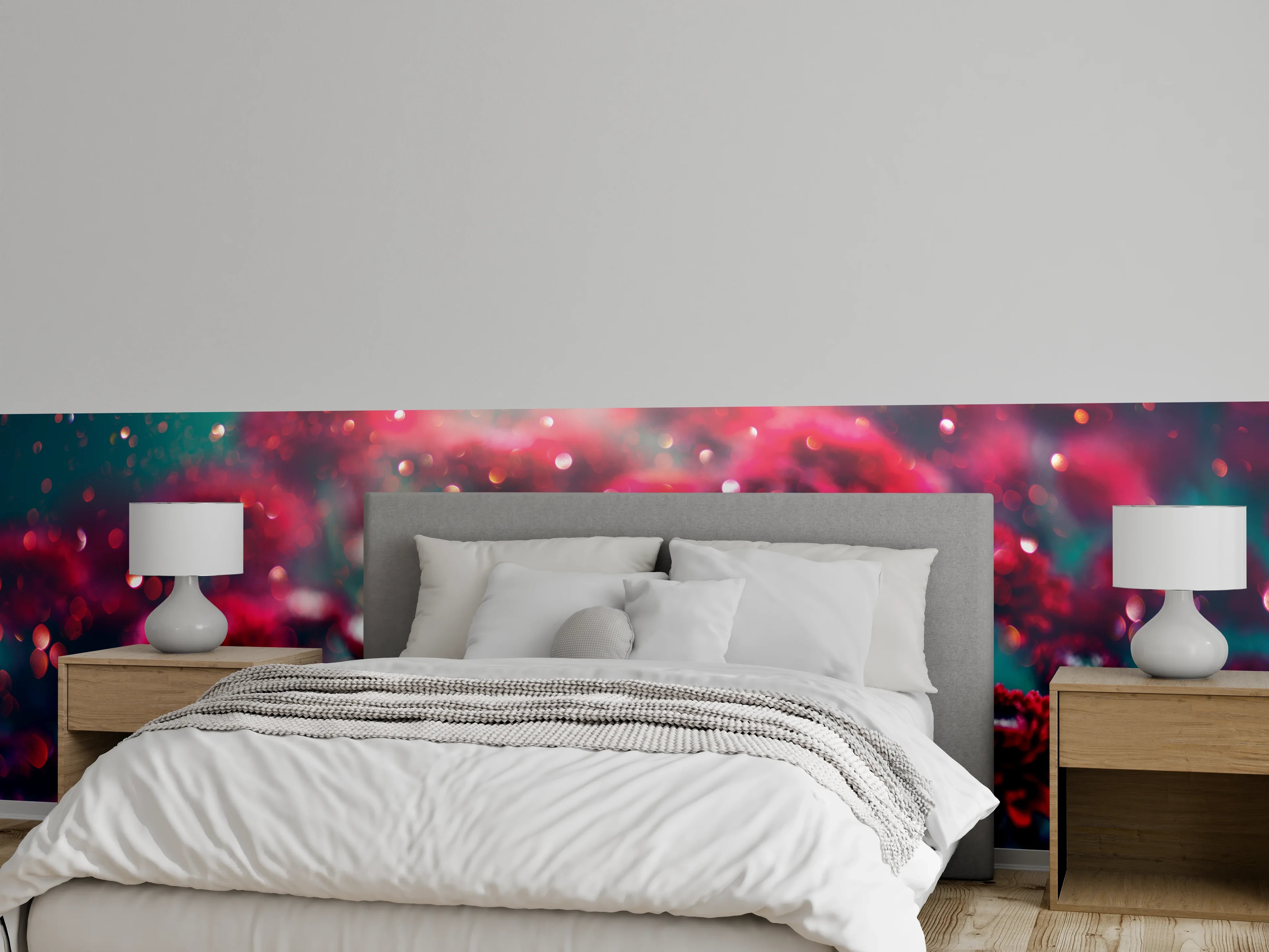 Wandverkleidung Schlafzimmer - Leuchtend rote Blumen im Garten