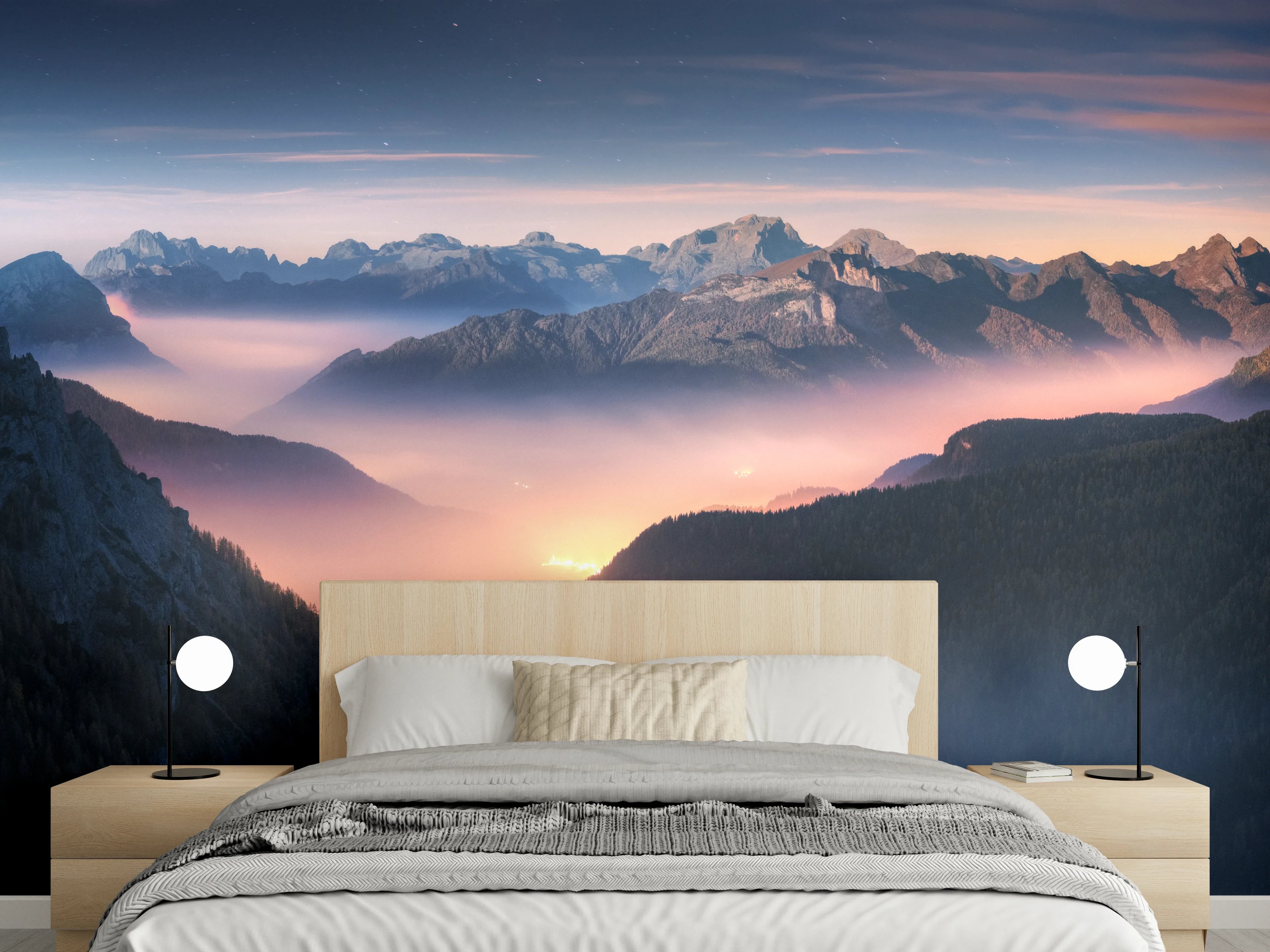 Wandverkleidung Schlafzimmer - Magische Berglandschaft bei Sonnenaufgang