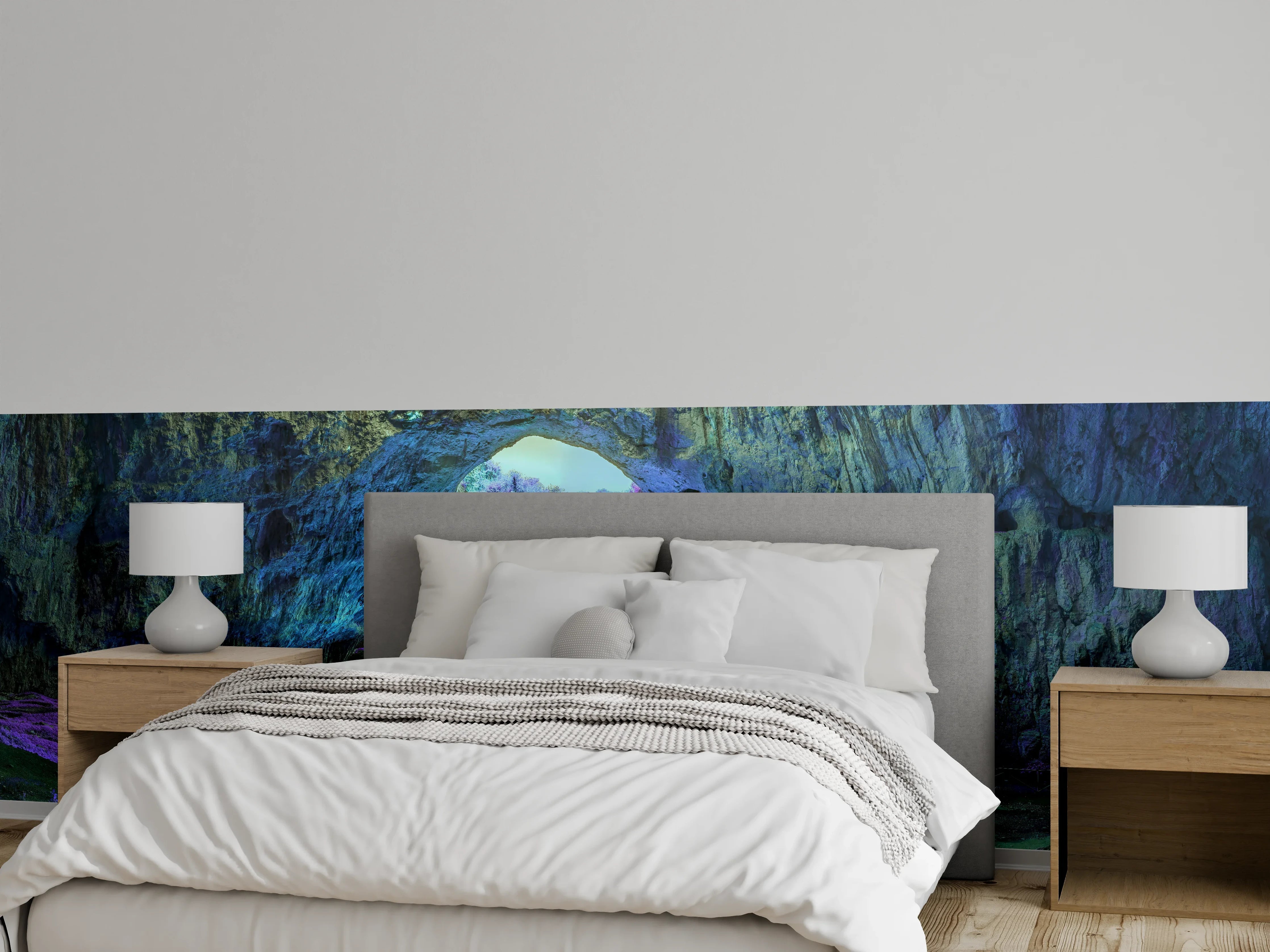 Wandverkleidung Schlafzimmer - Magische Fantasiehöhle mit violettem Glanz