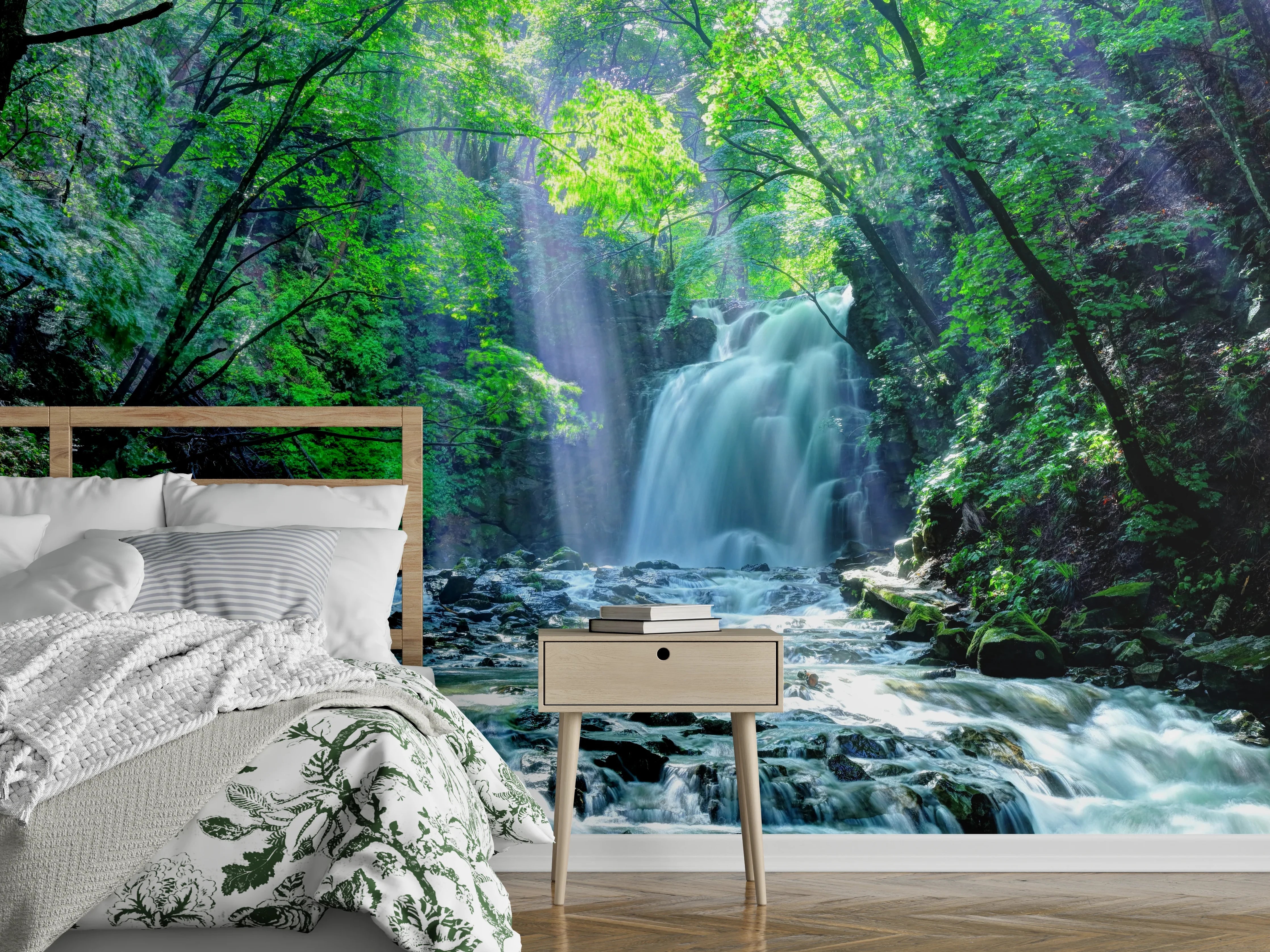 Wandverkleidung Schlafzimmer - Magischer Natur-Wasserfall im Morgenlicht