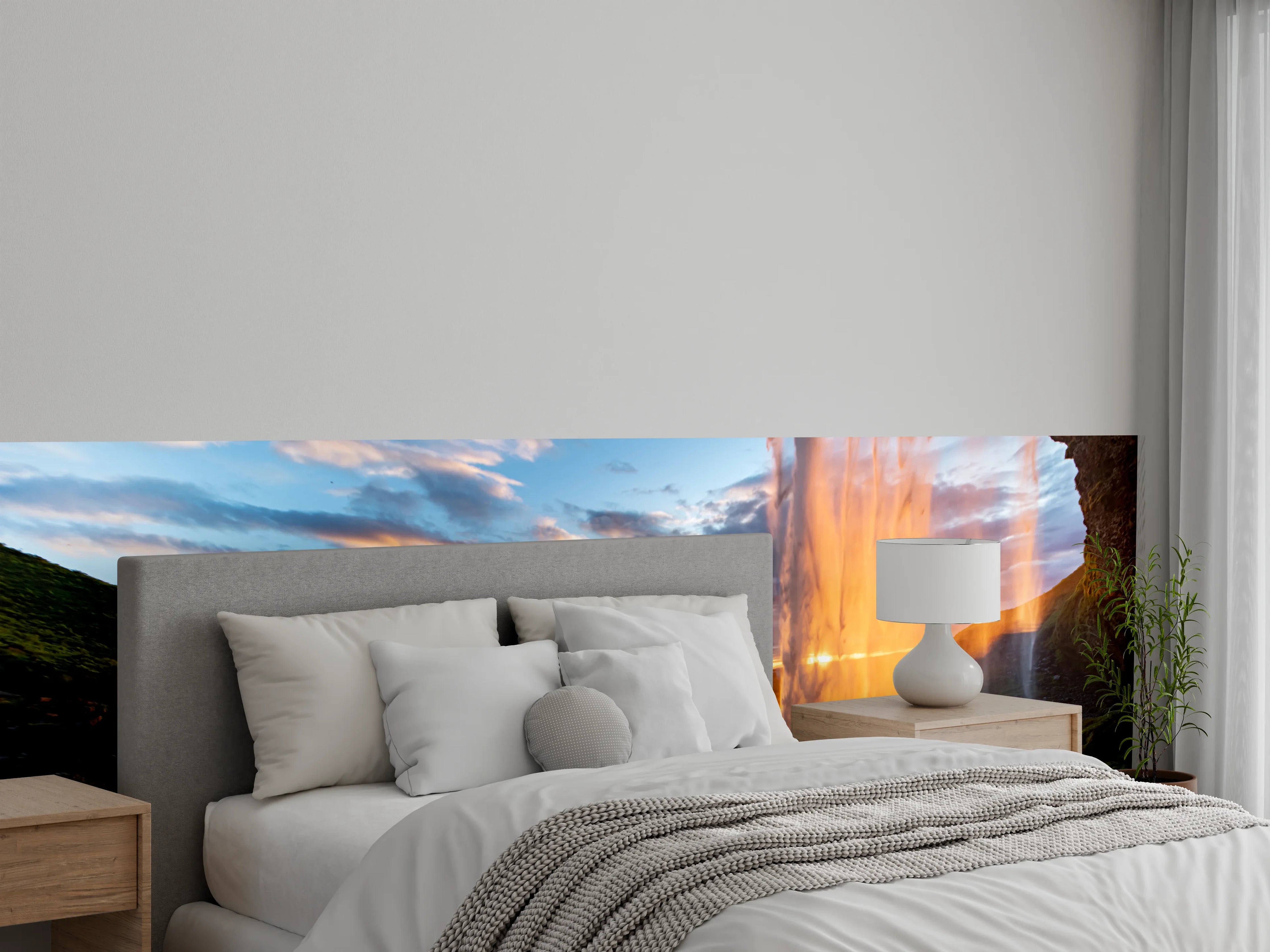 Wandverkleidung Schlafzimmer - Magischer Wasserfall im Sonnenuntergang