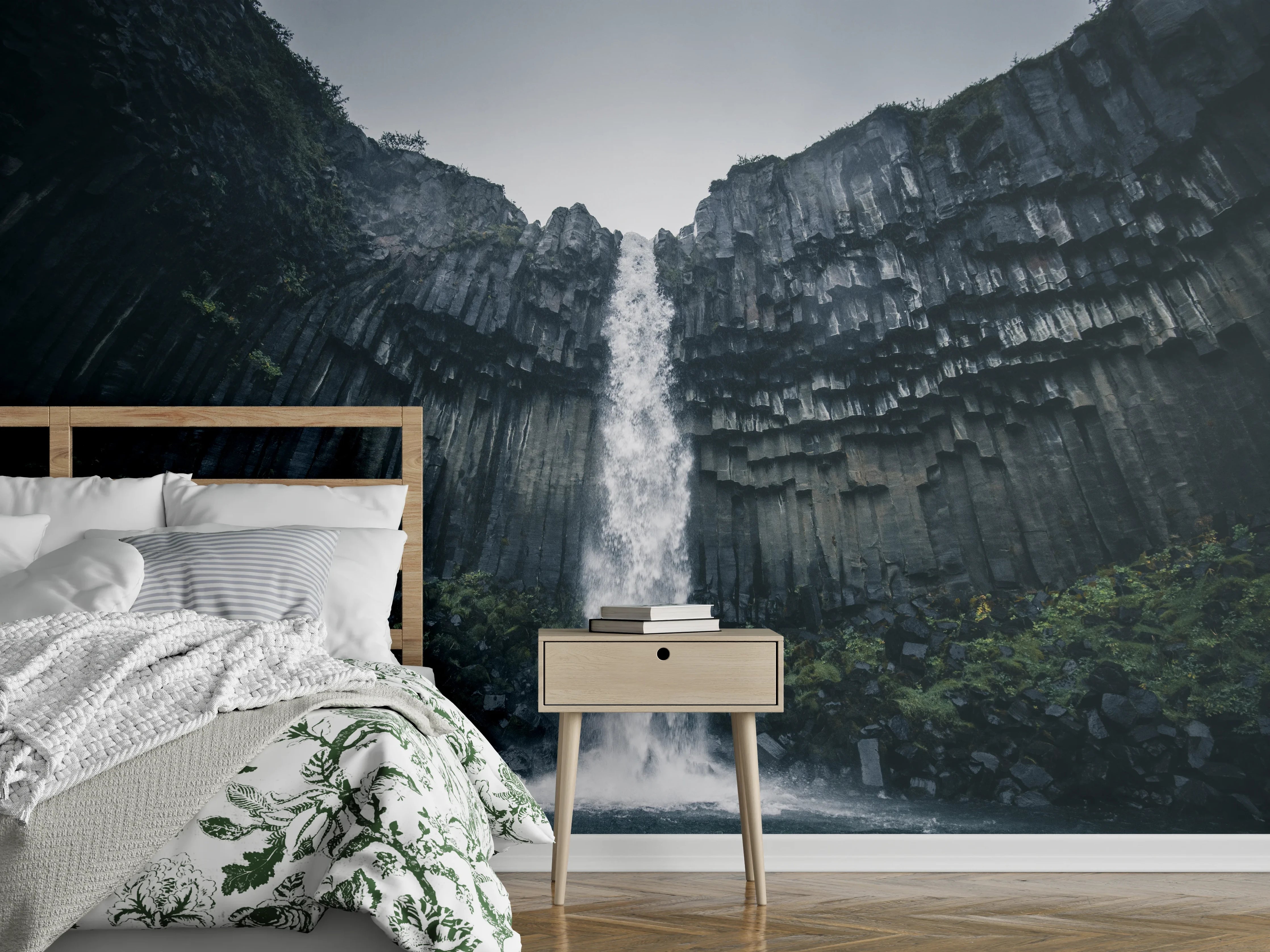 Wandverkleidung Schlafzimmer - Magischer Wasserfall mit Basaltsäulen