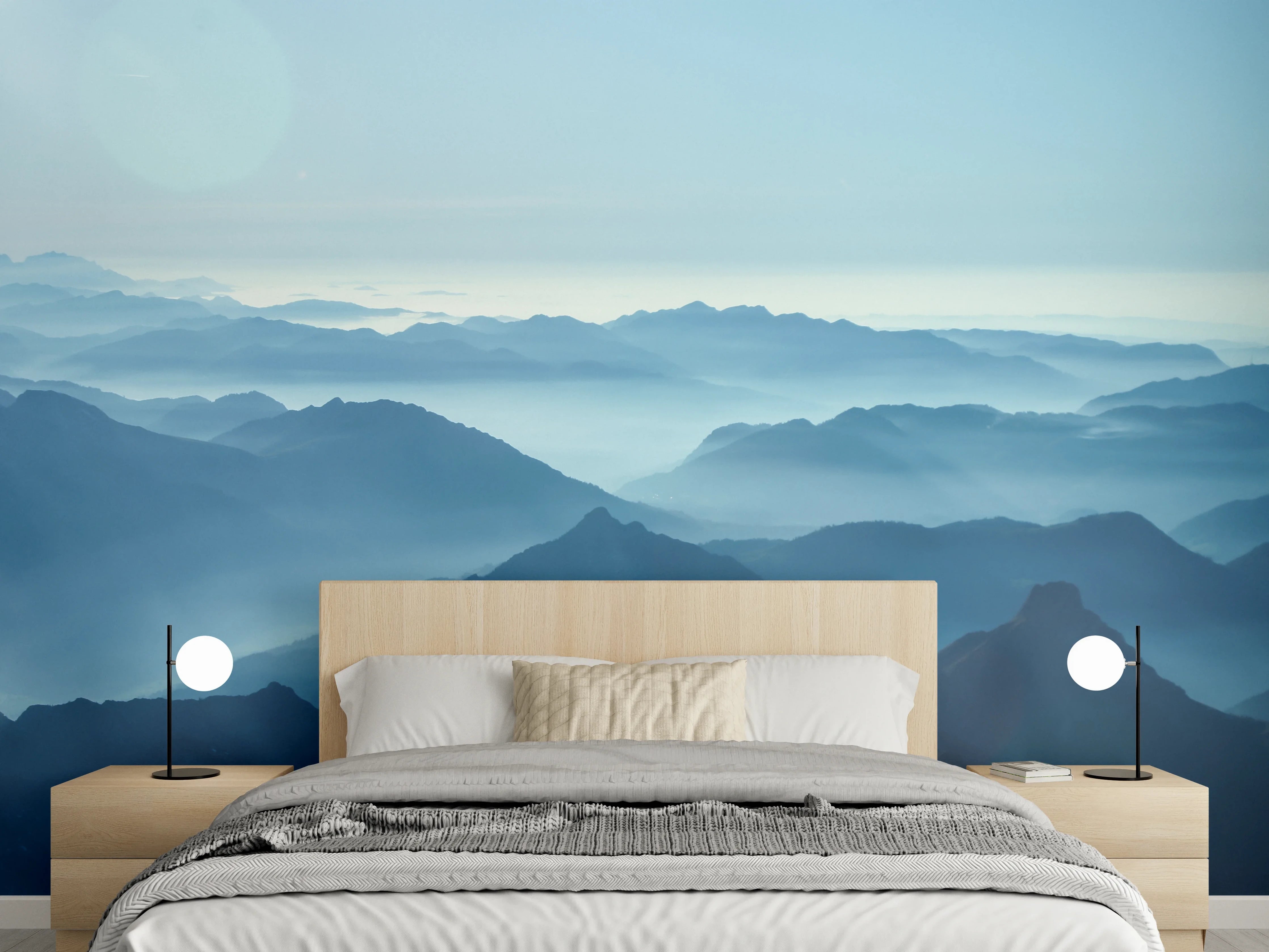 Wandverkleidung Schlafzimmer - Majestätische Berge im Morgennebel