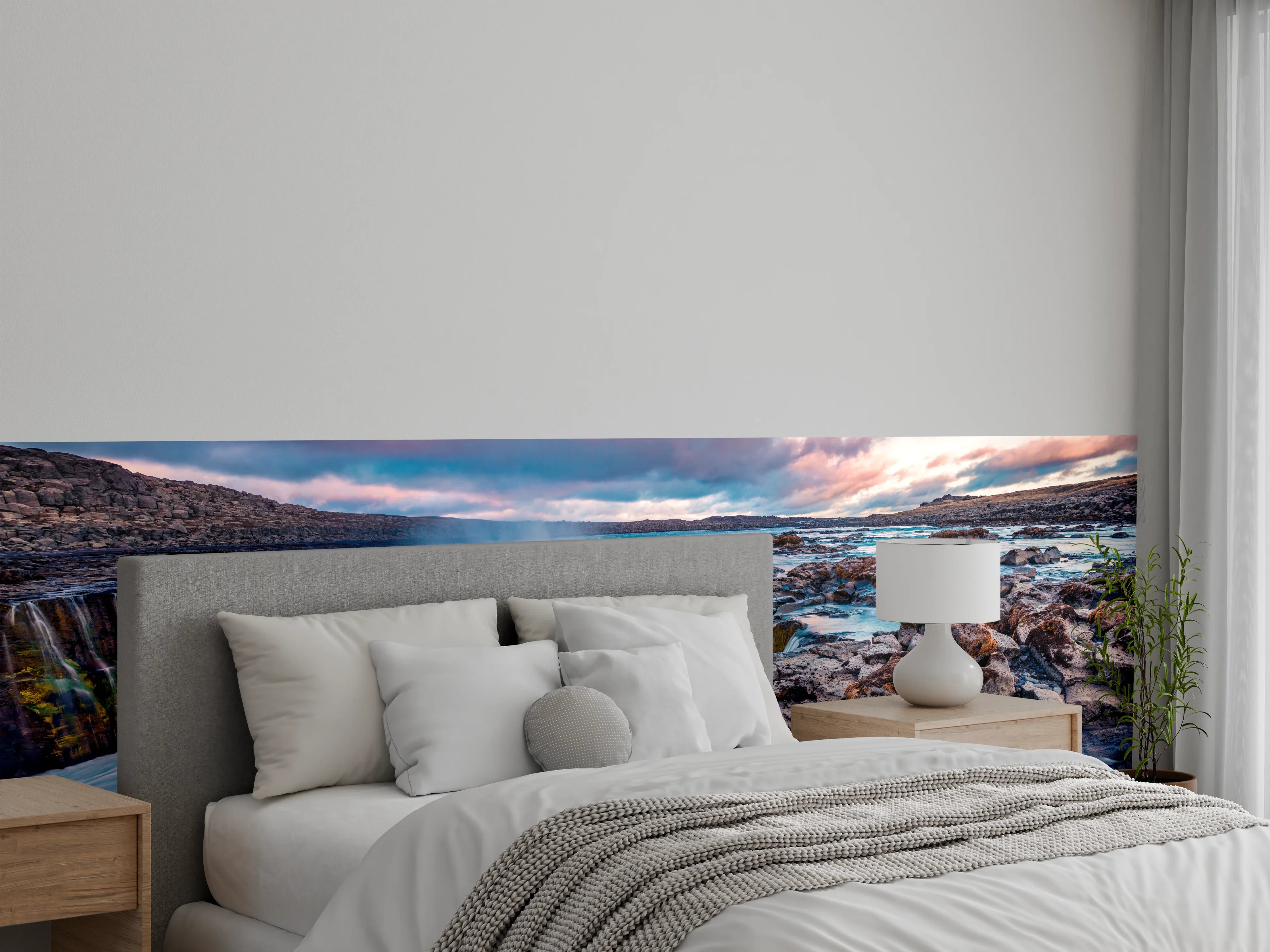 Wandverkleidung Schlafzimmer - Majestätischer Wasserfall bei Sonnenuntergang