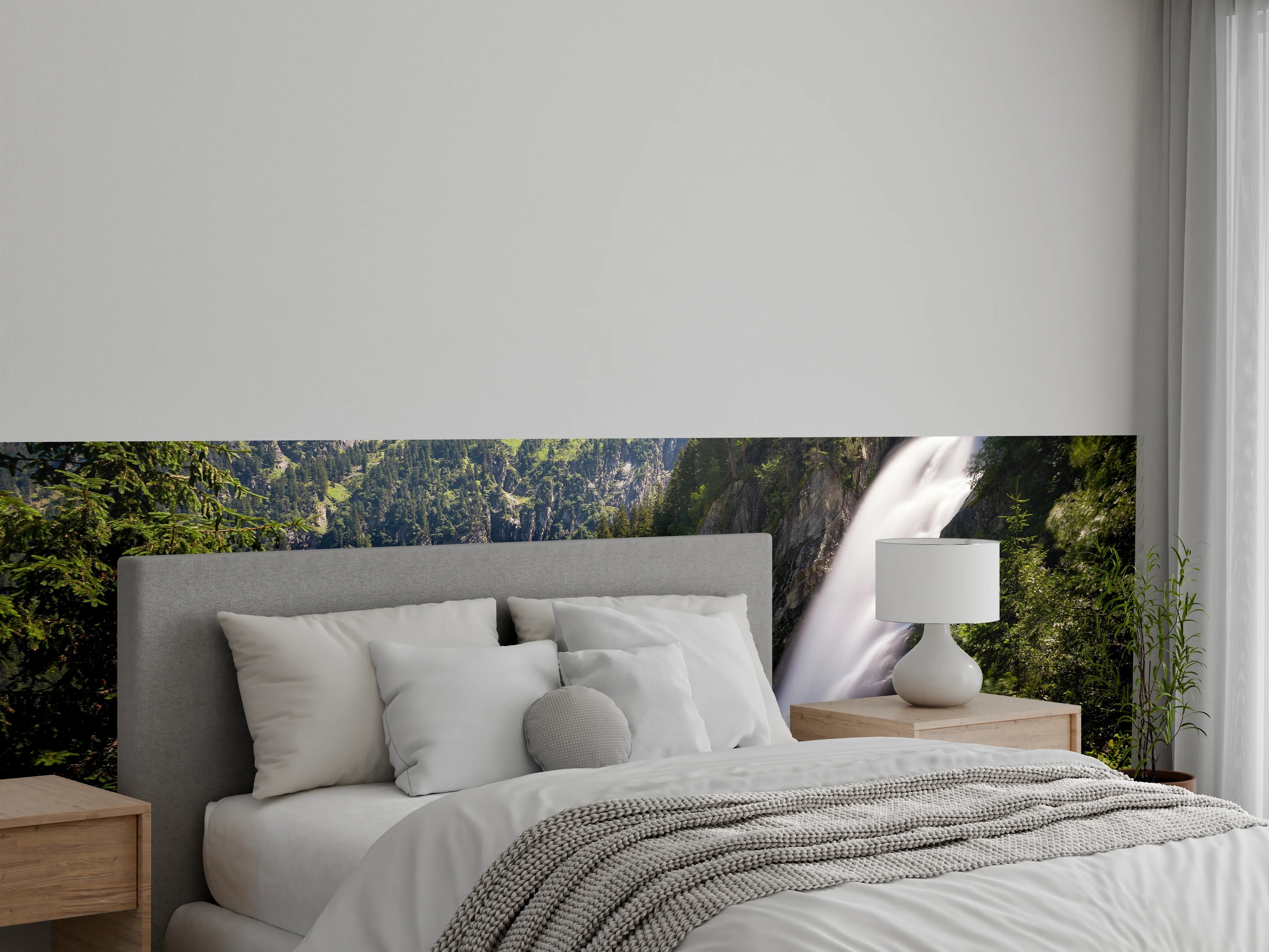 Wandverkleidung Schlafzimmer - Majestätischer Wasserfall in den Alpen