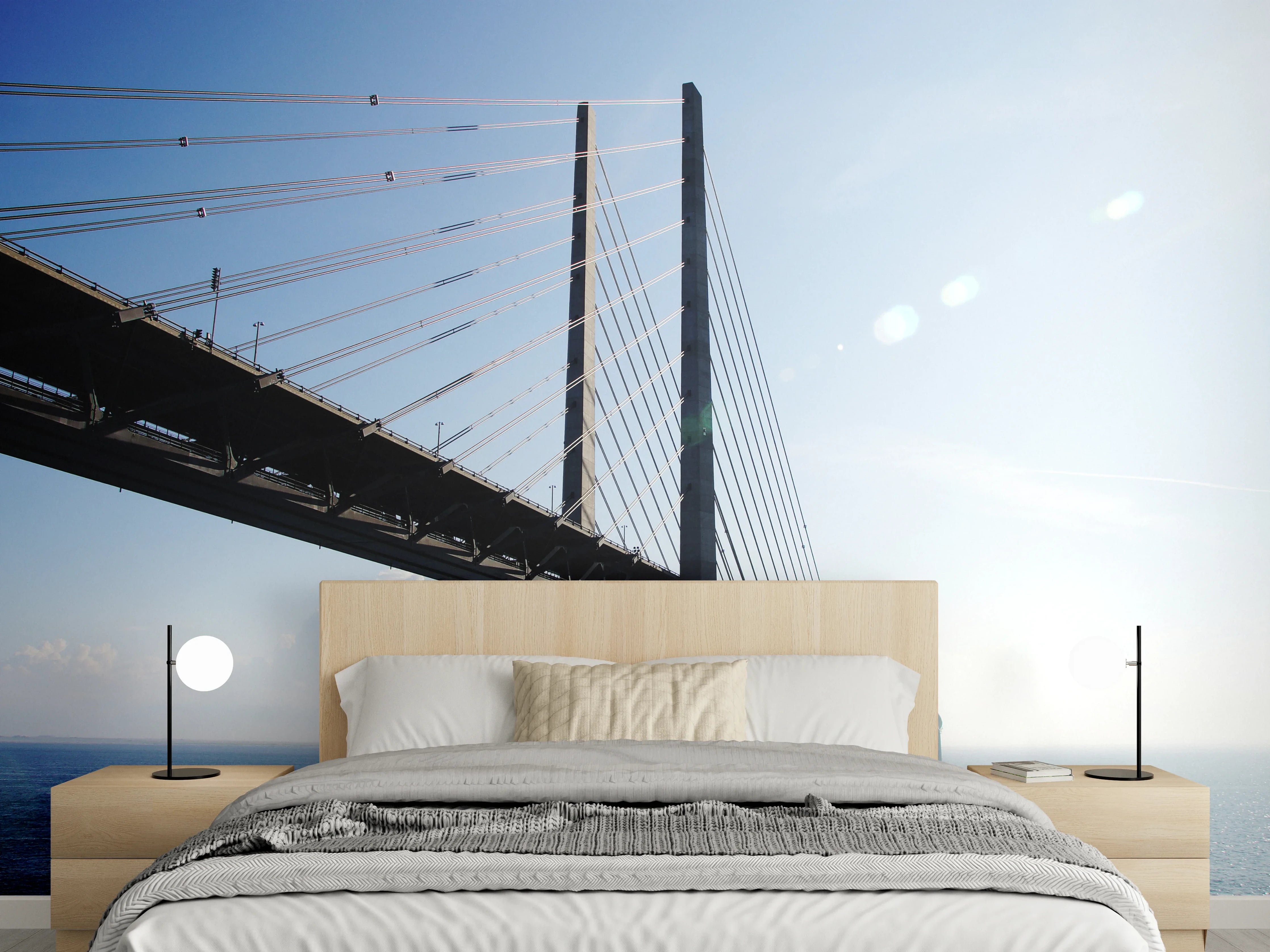 Wandverkleidung Schlafzimmer - Moderne Brücke über ruhiges Wasser